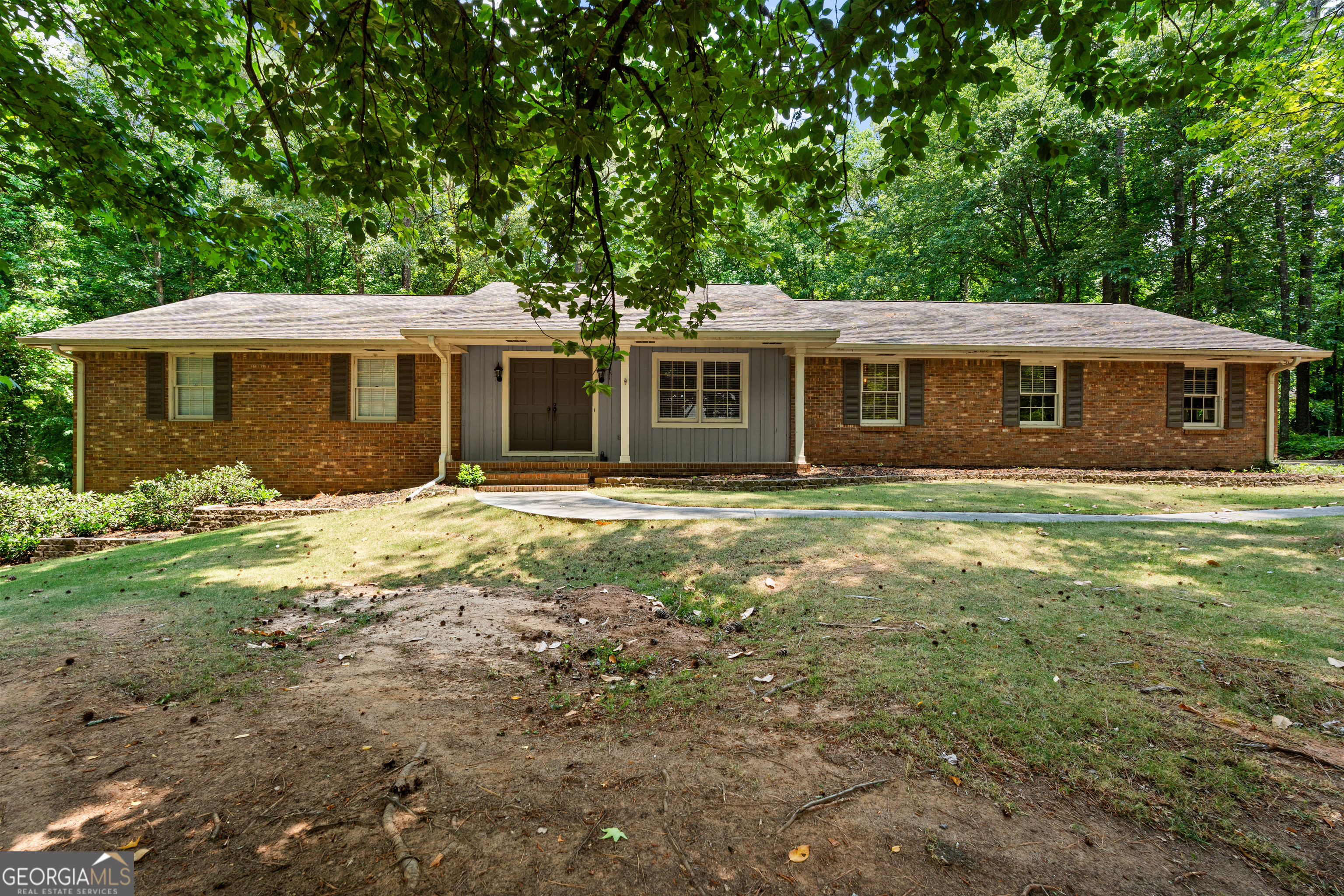 250 Devilla Trace Fayetteville GA 30214