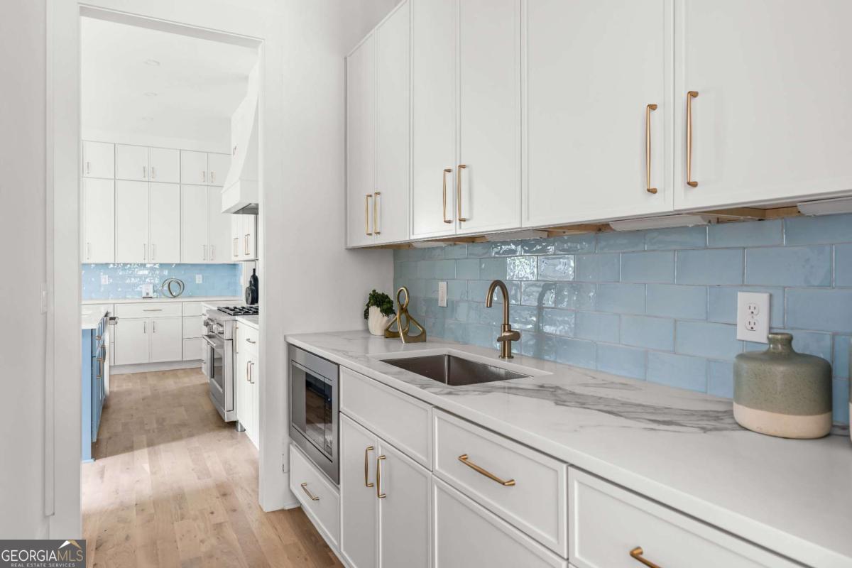 122 Martha Avenue Atlanta GA 30317