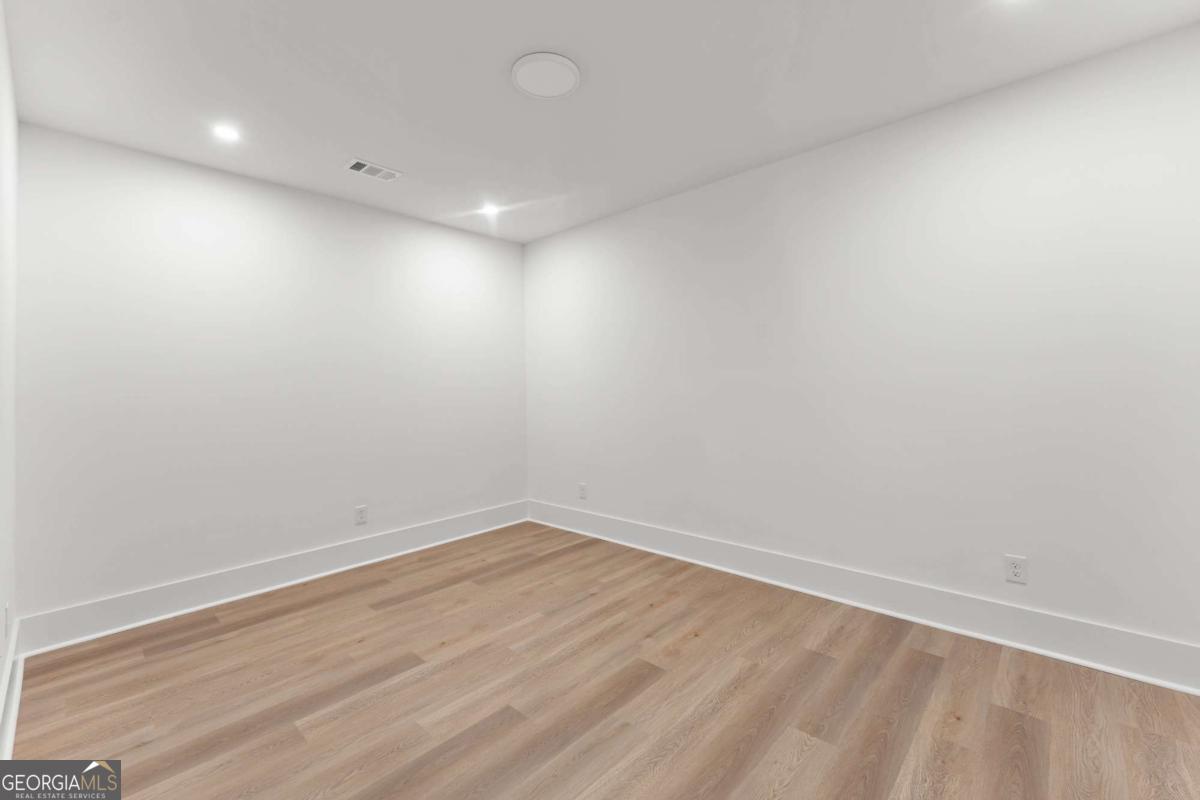 122 Martha Avenue Atlanta GA 30317