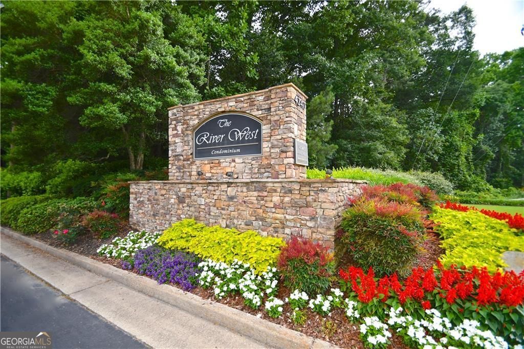 4248 River Green Drive NW Atlanta GA 30327