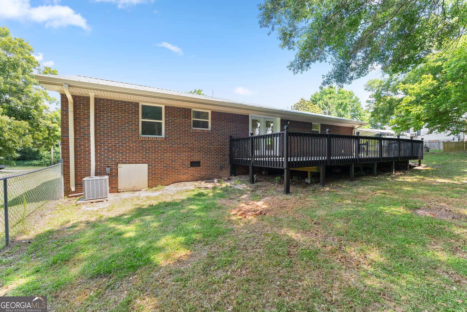 6018 Highway 52 Gillsville GA 30543