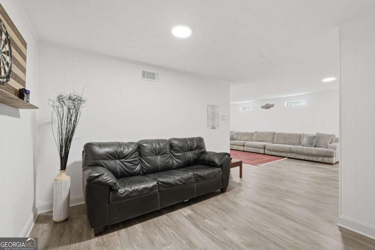 5211 Glenridge Drive Atlanta GA 30342