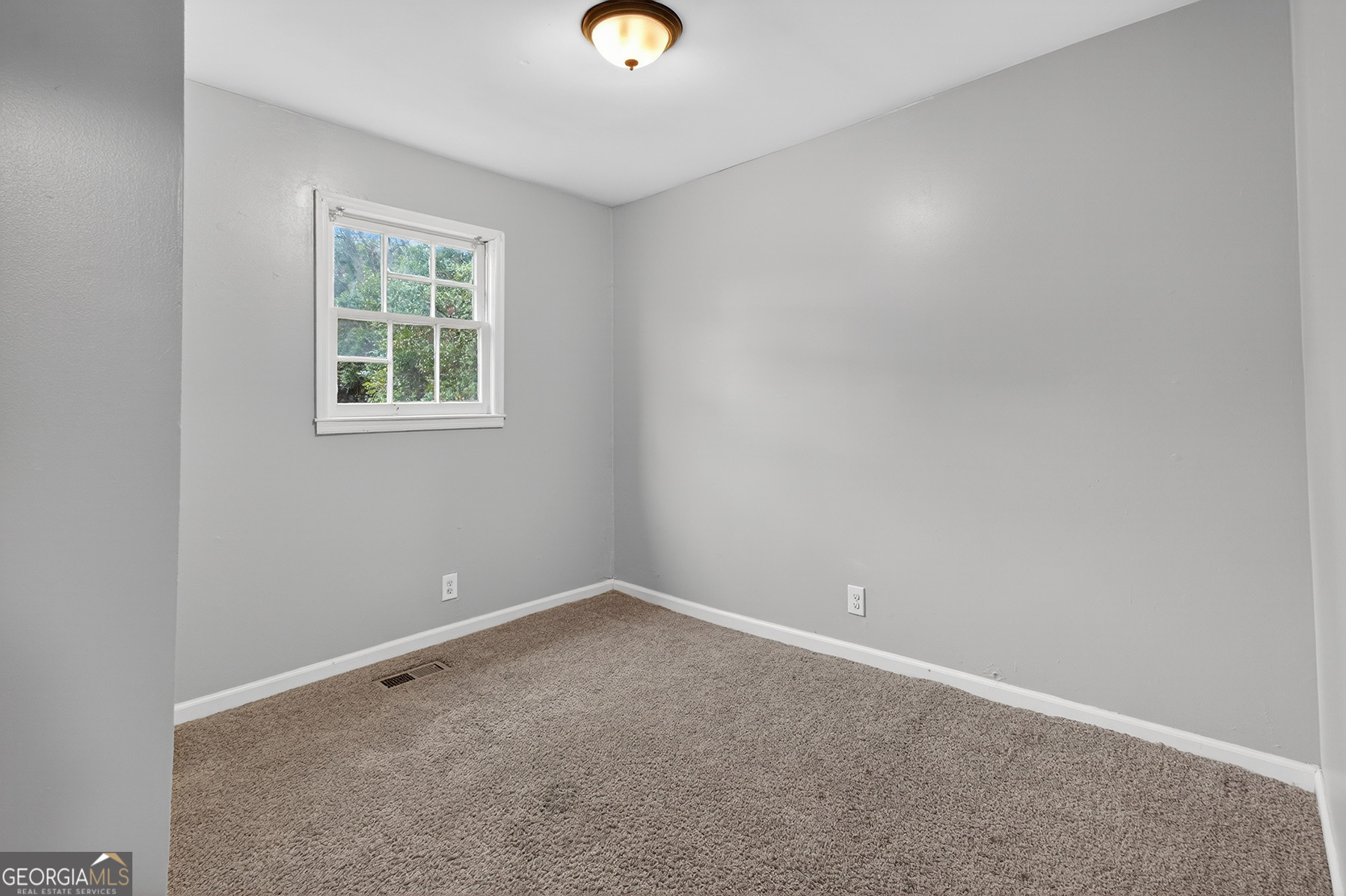 1154 Davis Circle Macon GA 31211