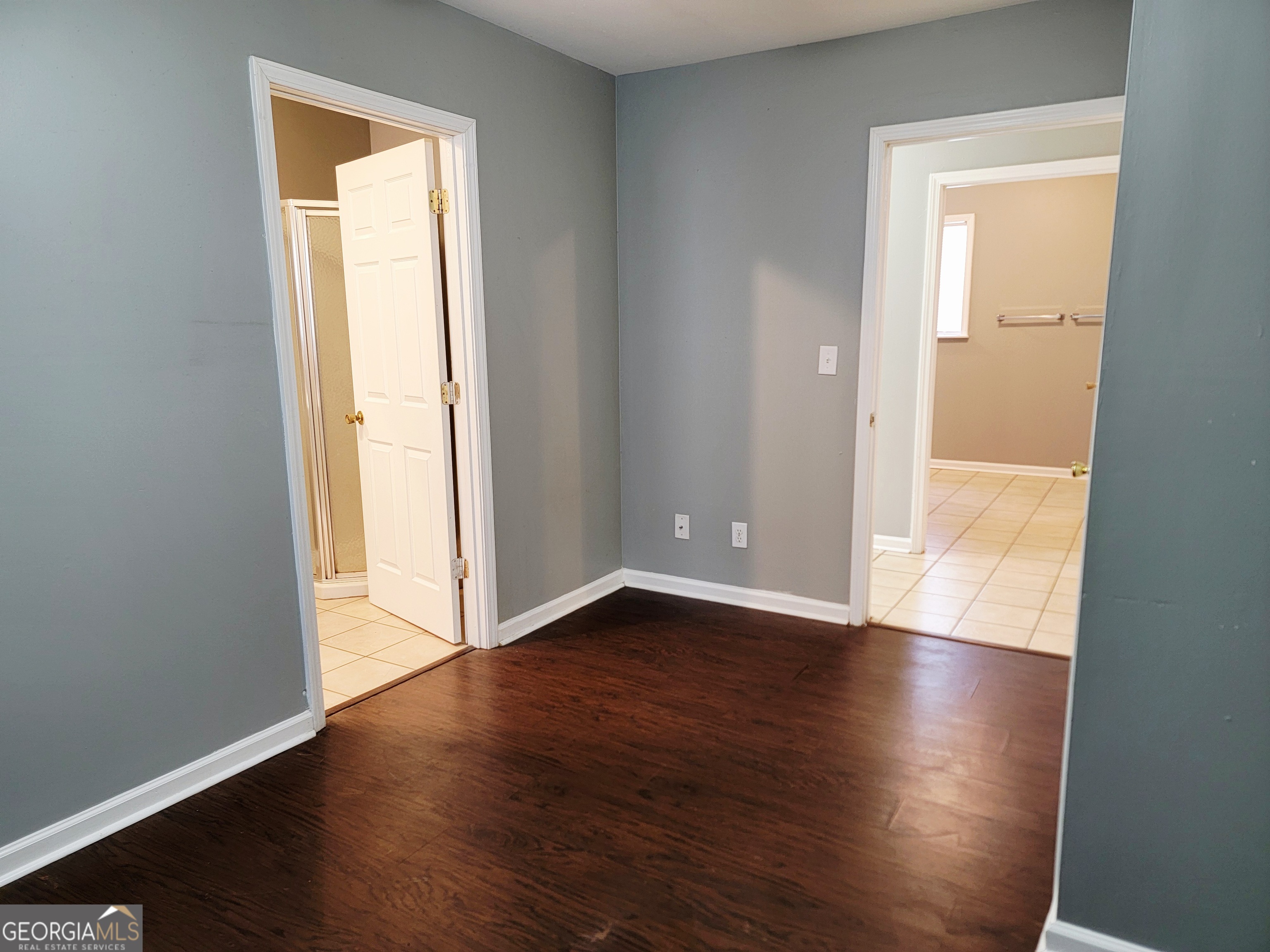3446 Lee Street East Point GA 30344