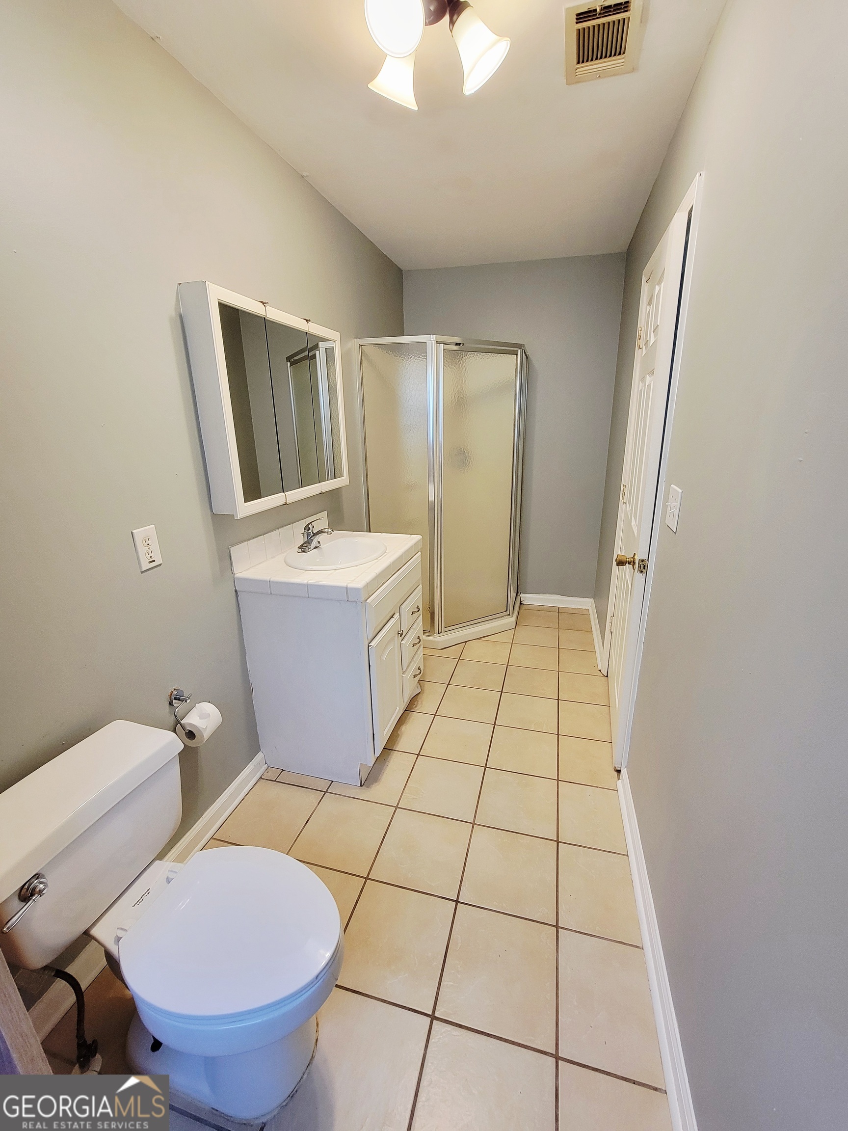 3446 Lee Street East Point GA 30344