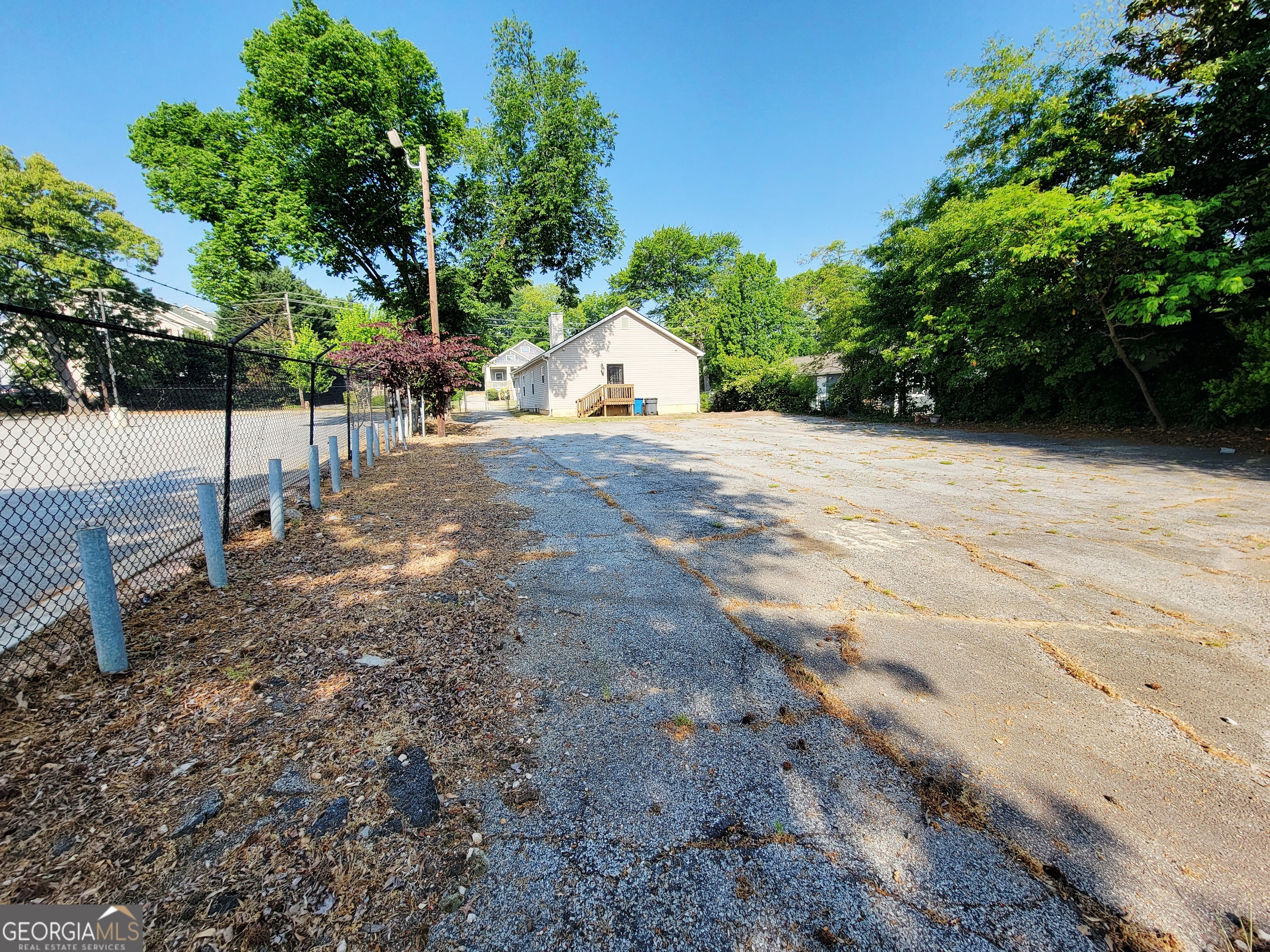 3446 Lee Street East Point GA 30344