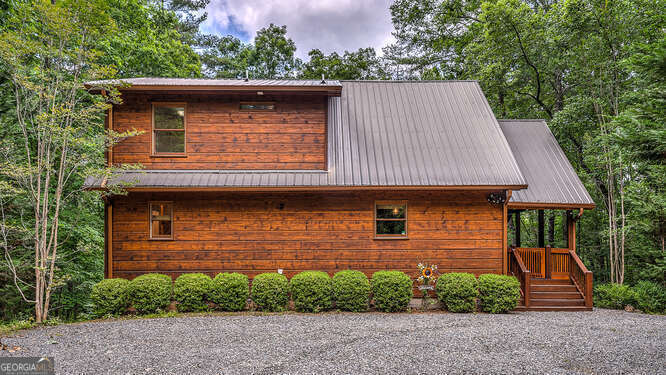 395 Mill Creek Acres Blue Ridge GA 30513