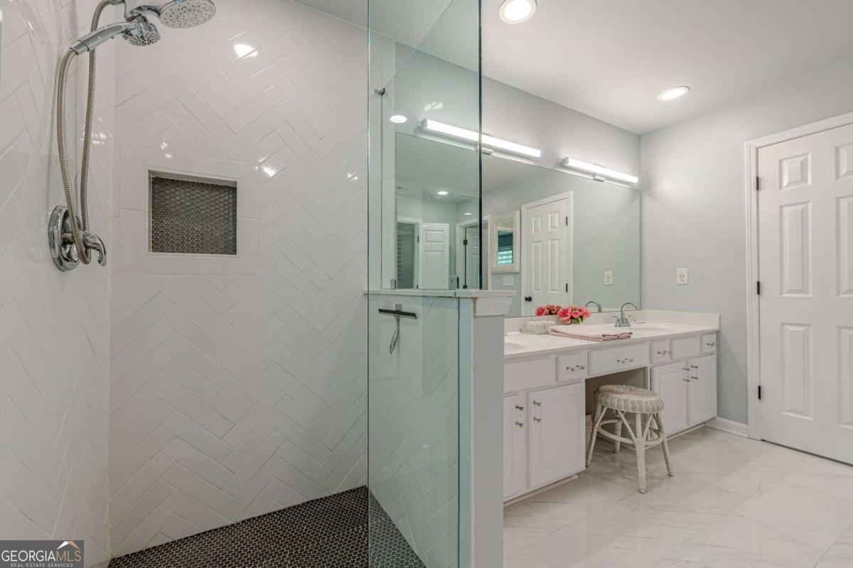 2505 Bridlewood Drive Atlanta GA 30339