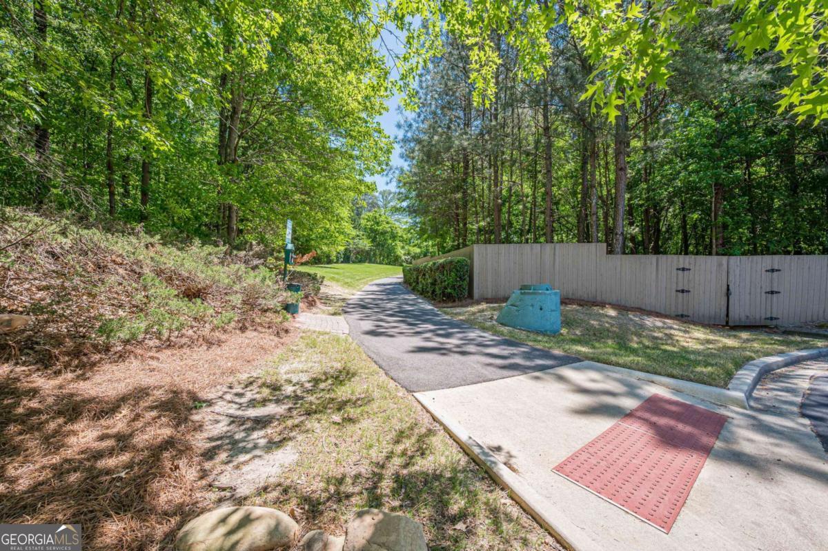 2505 Bridlewood Drive Atlanta GA 30339