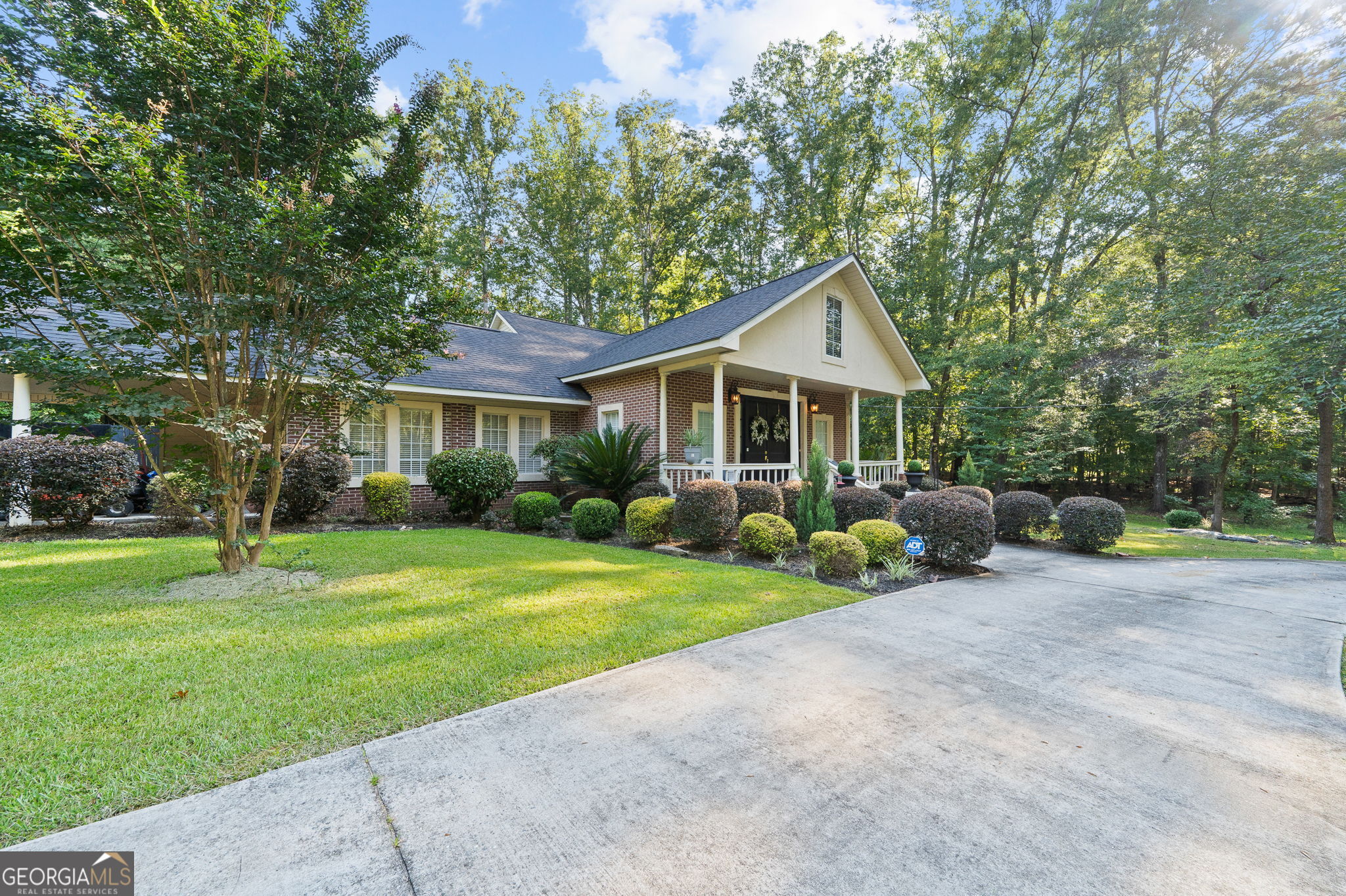 156 Log Cabin Road NE Milledgeville GA 31061
