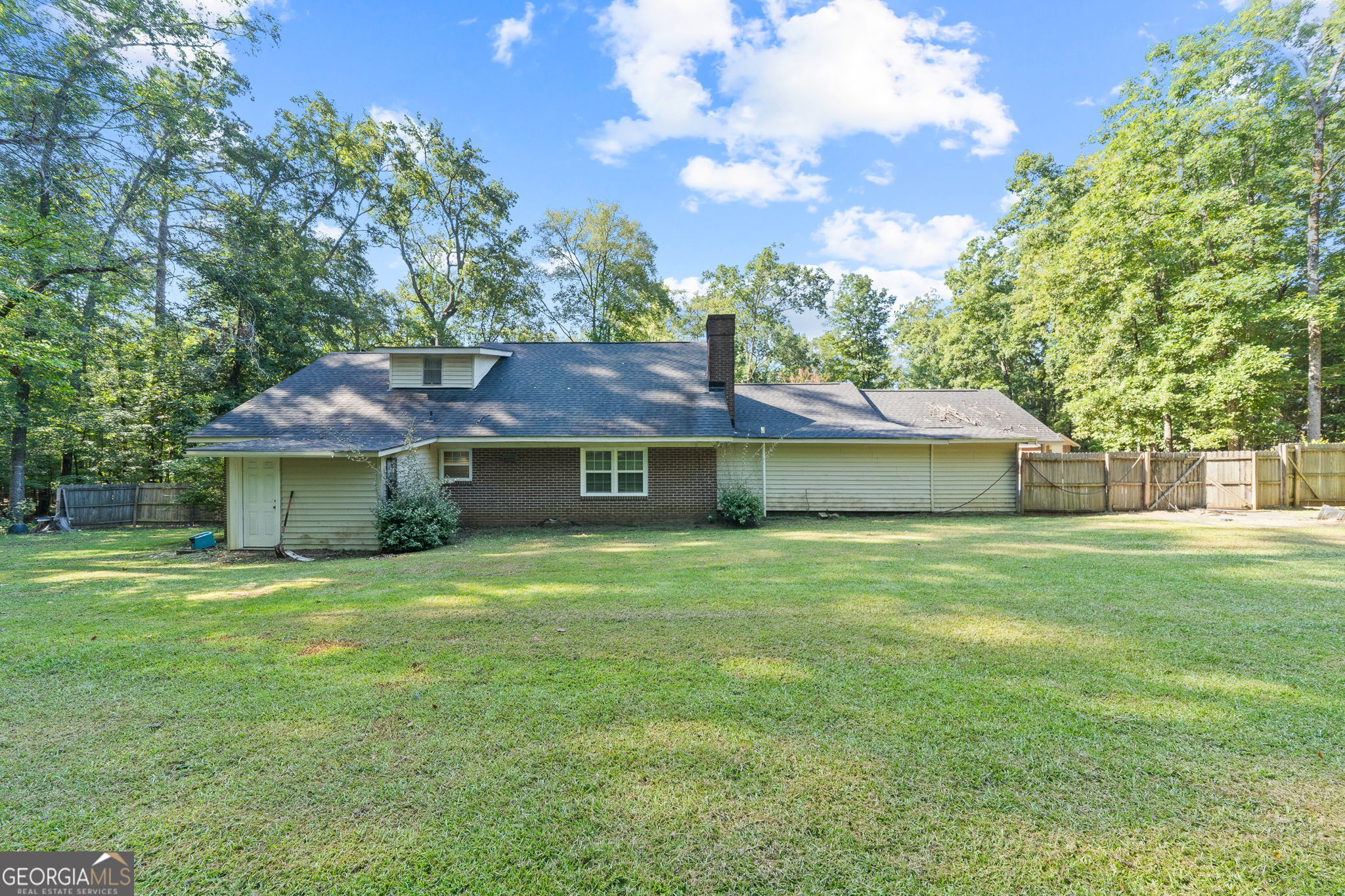 156 Log Cabin Road NE Milledgeville GA 31061