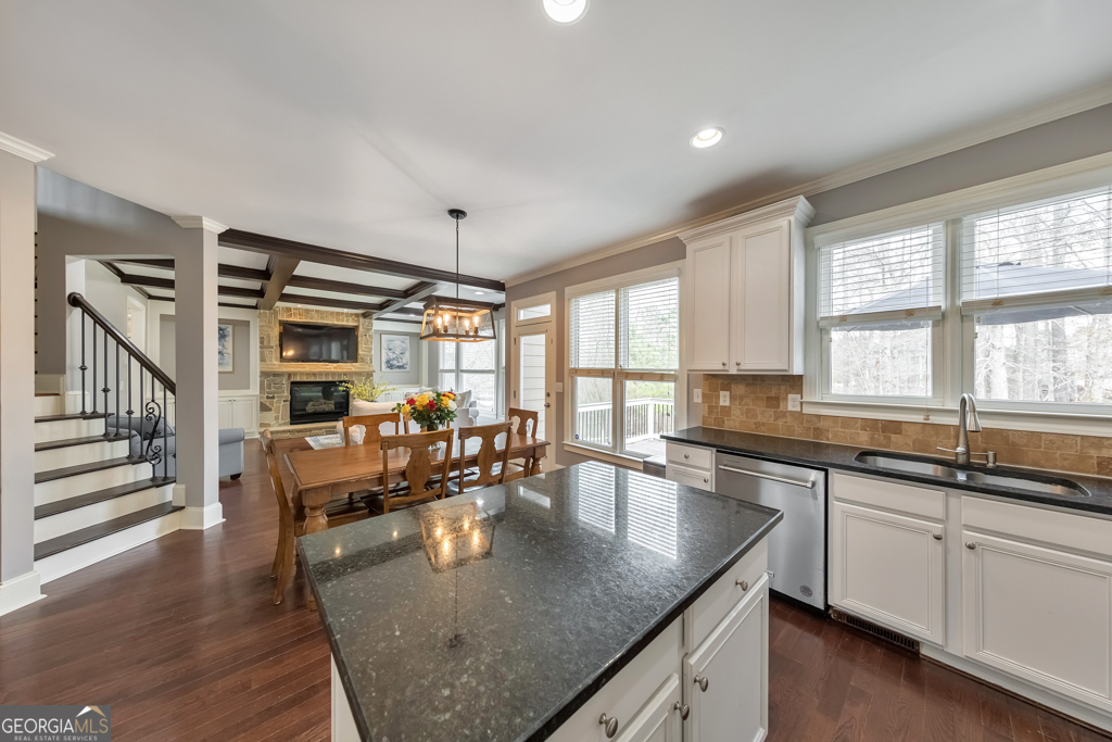 62 Applewood Lane Acworth GA 30101