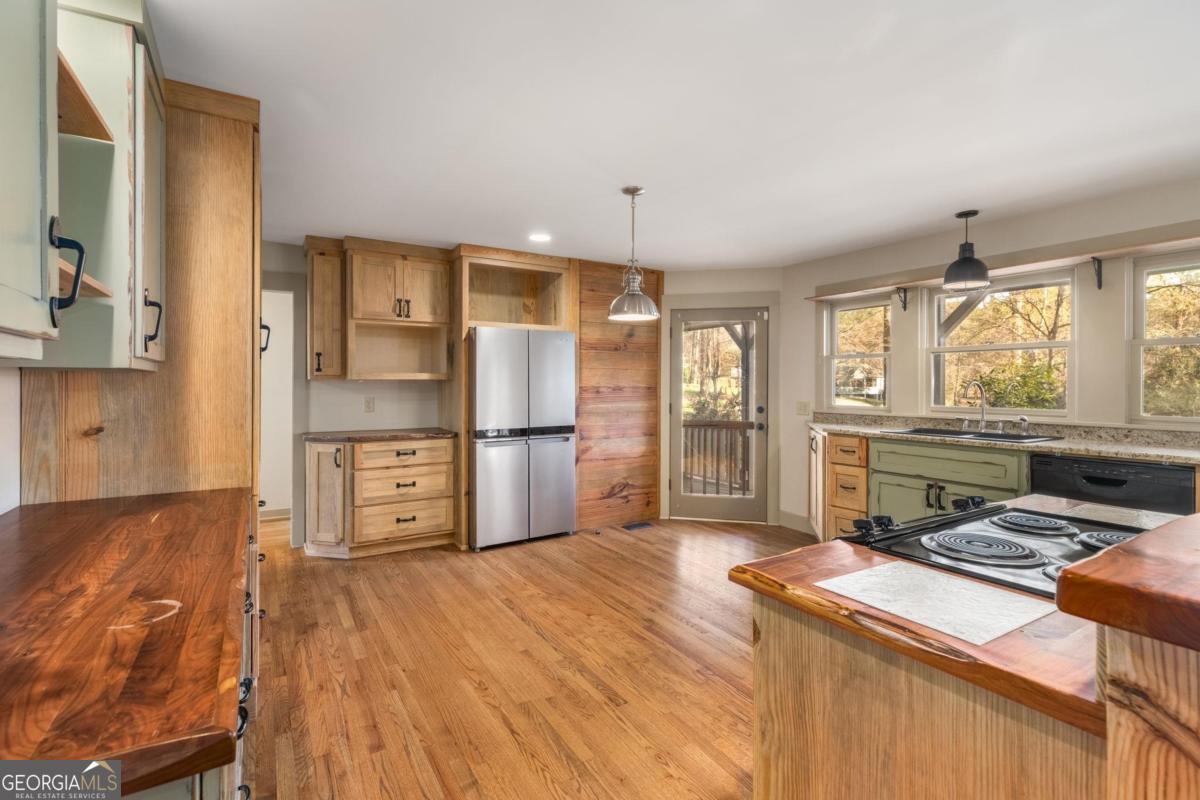 1641 Bennett Springs Drive Greensboro GA 30642