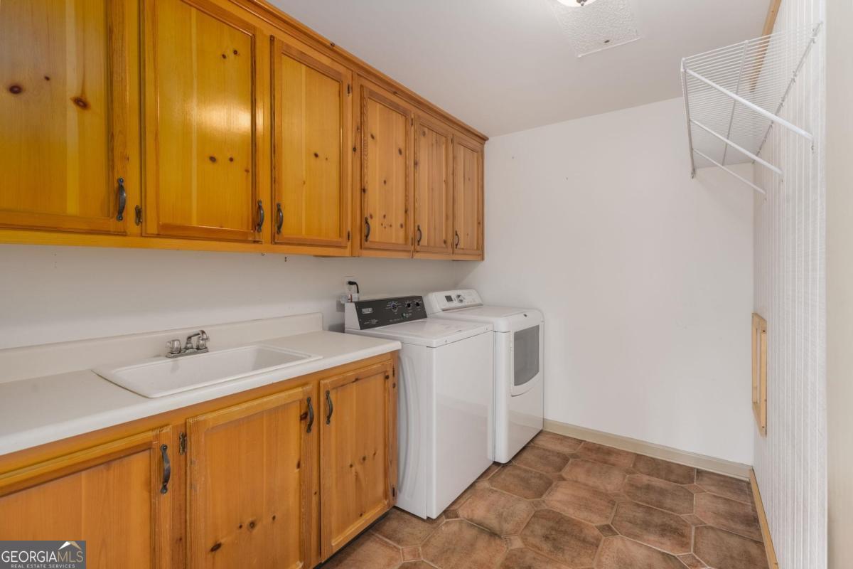 1641 Bennett Springs Drive Greensboro GA 30642