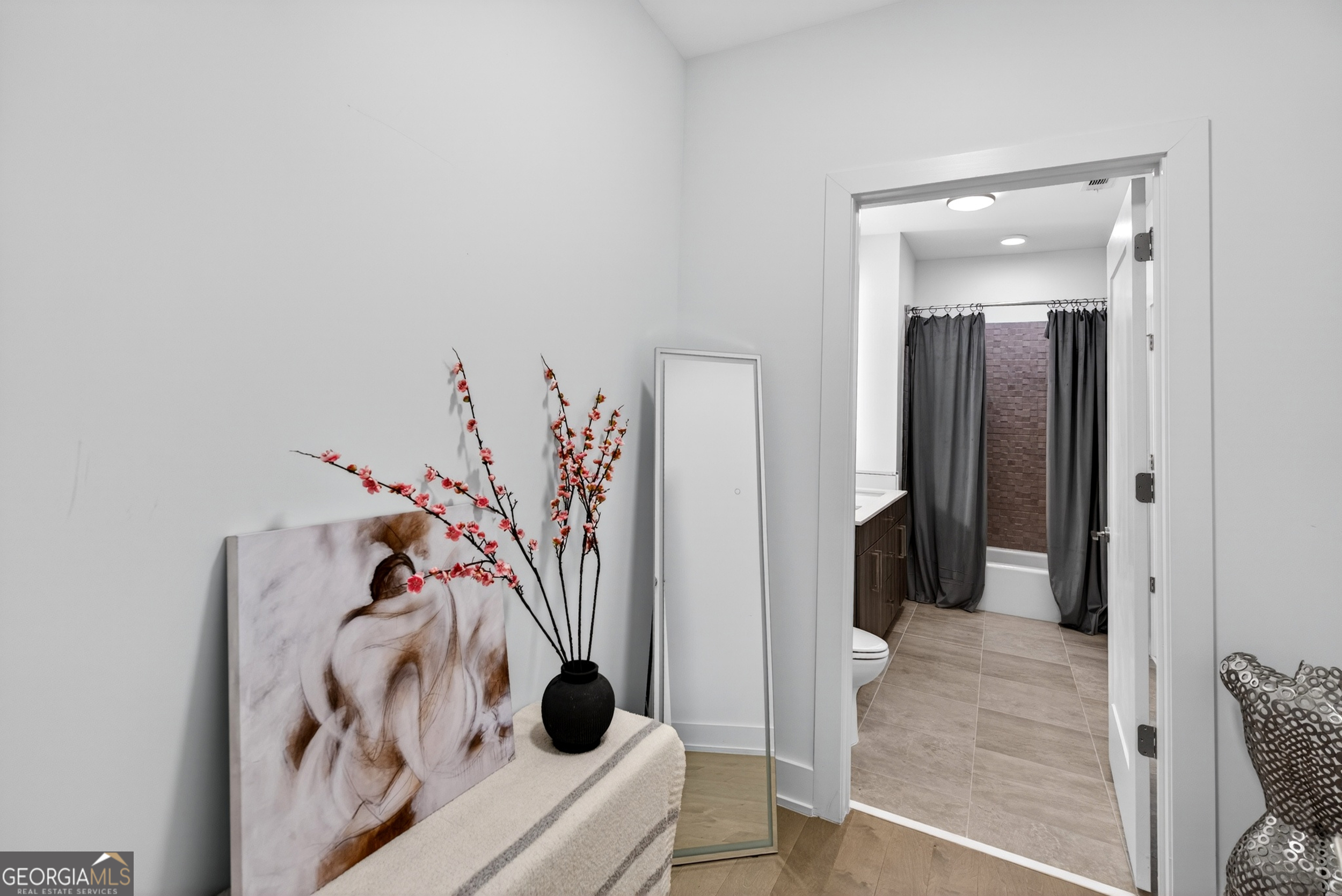 775 Juniper Street Atlanta GA 30308