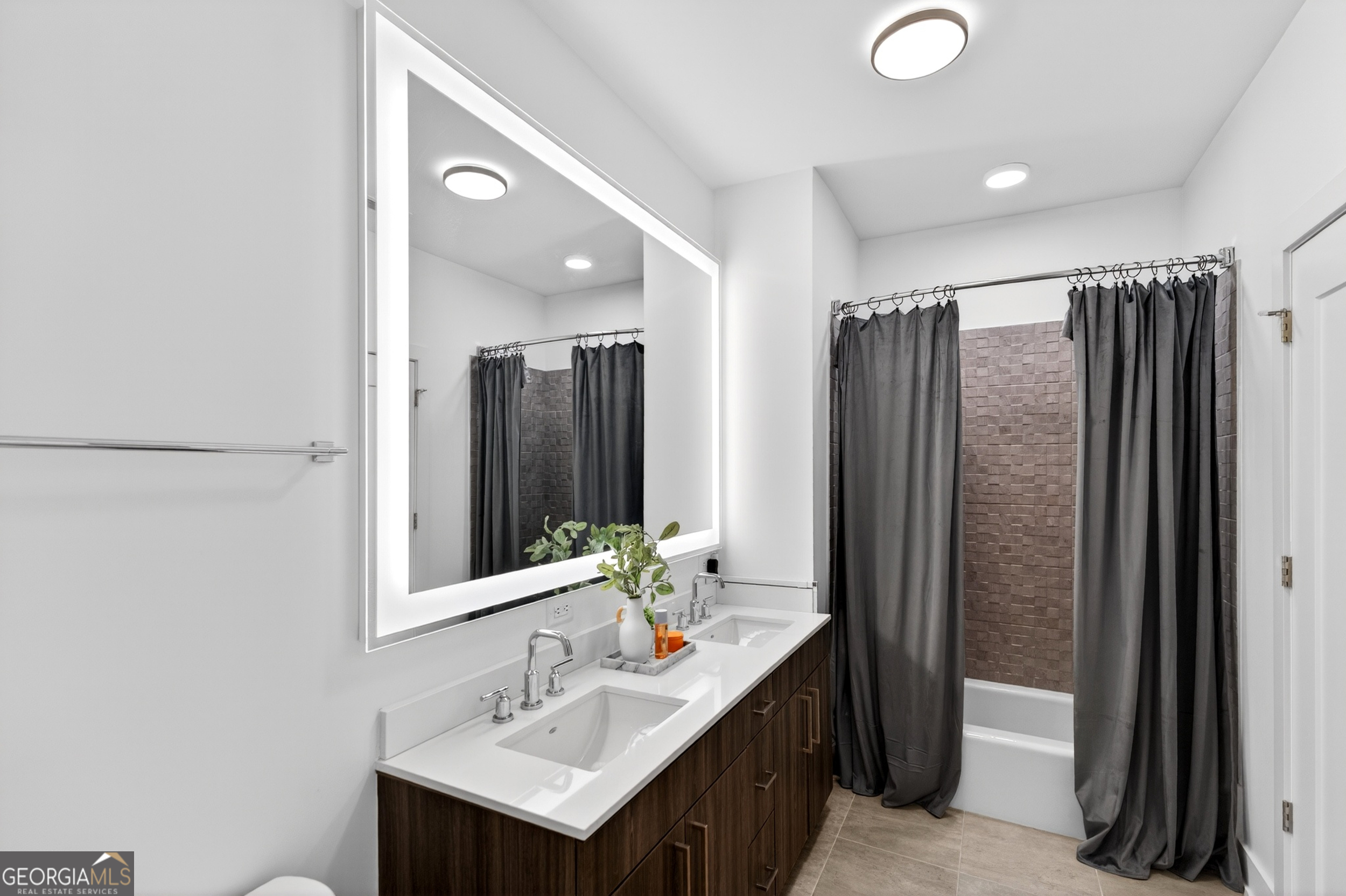 775 Juniper Street Atlanta GA 30308