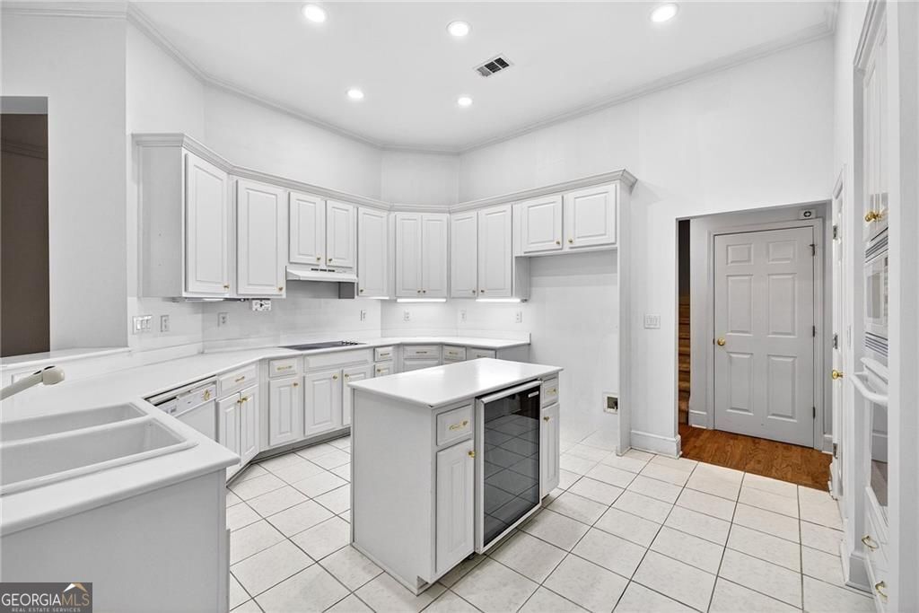 1235 Regency Center Drive Atlanta GA 30331