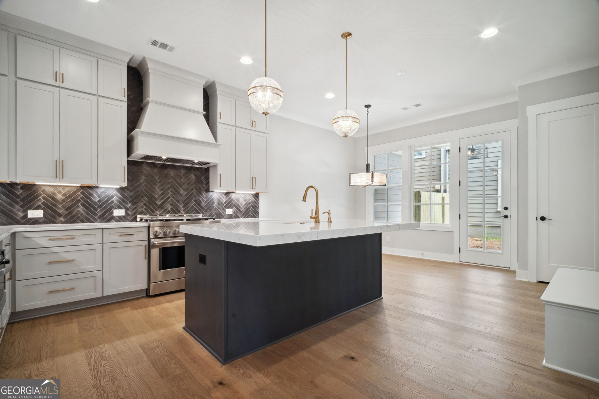 591 Brashy Drive Woodstock GA 30188