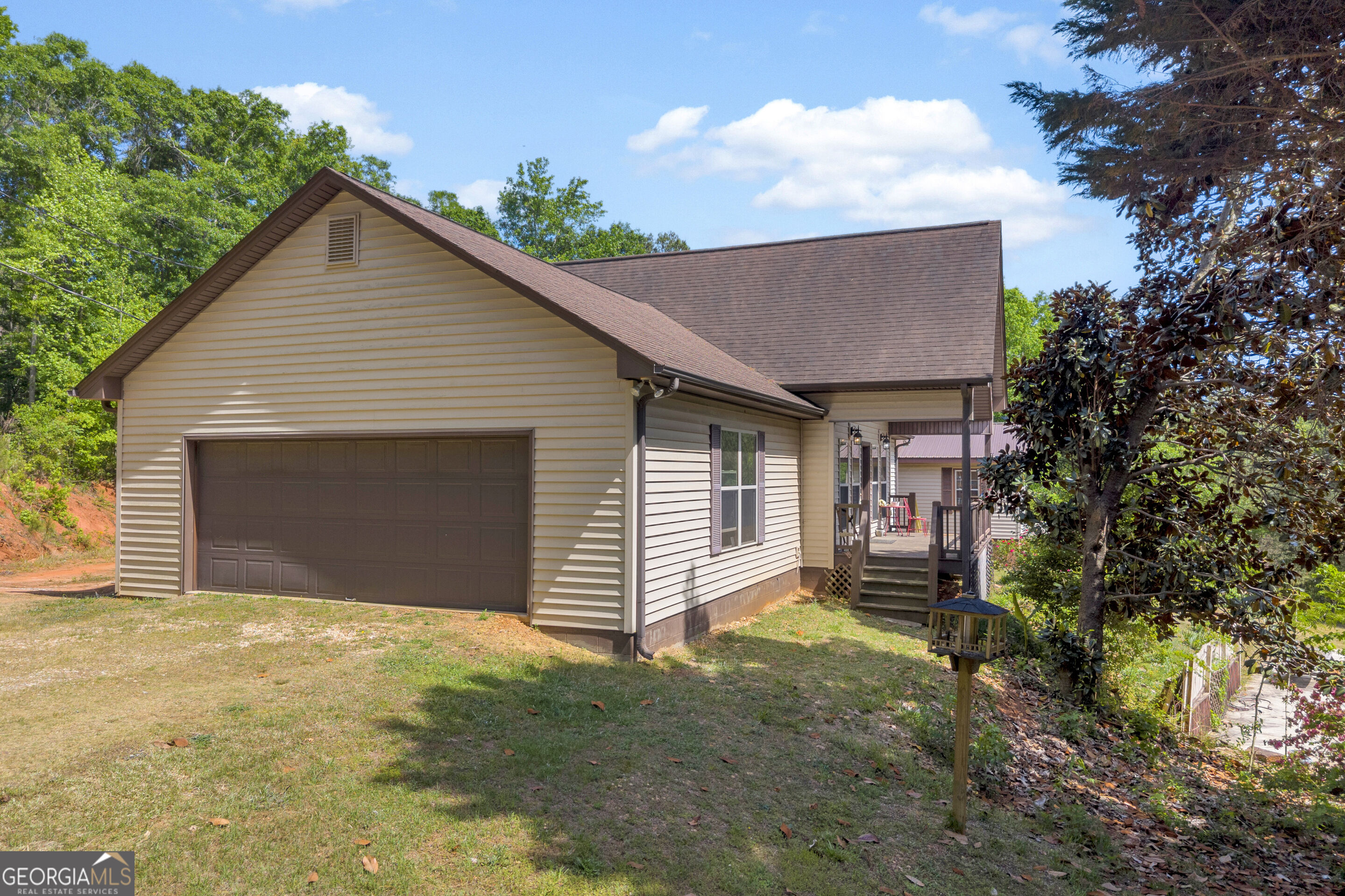 1894 Athens Road Carnesville GA 30521