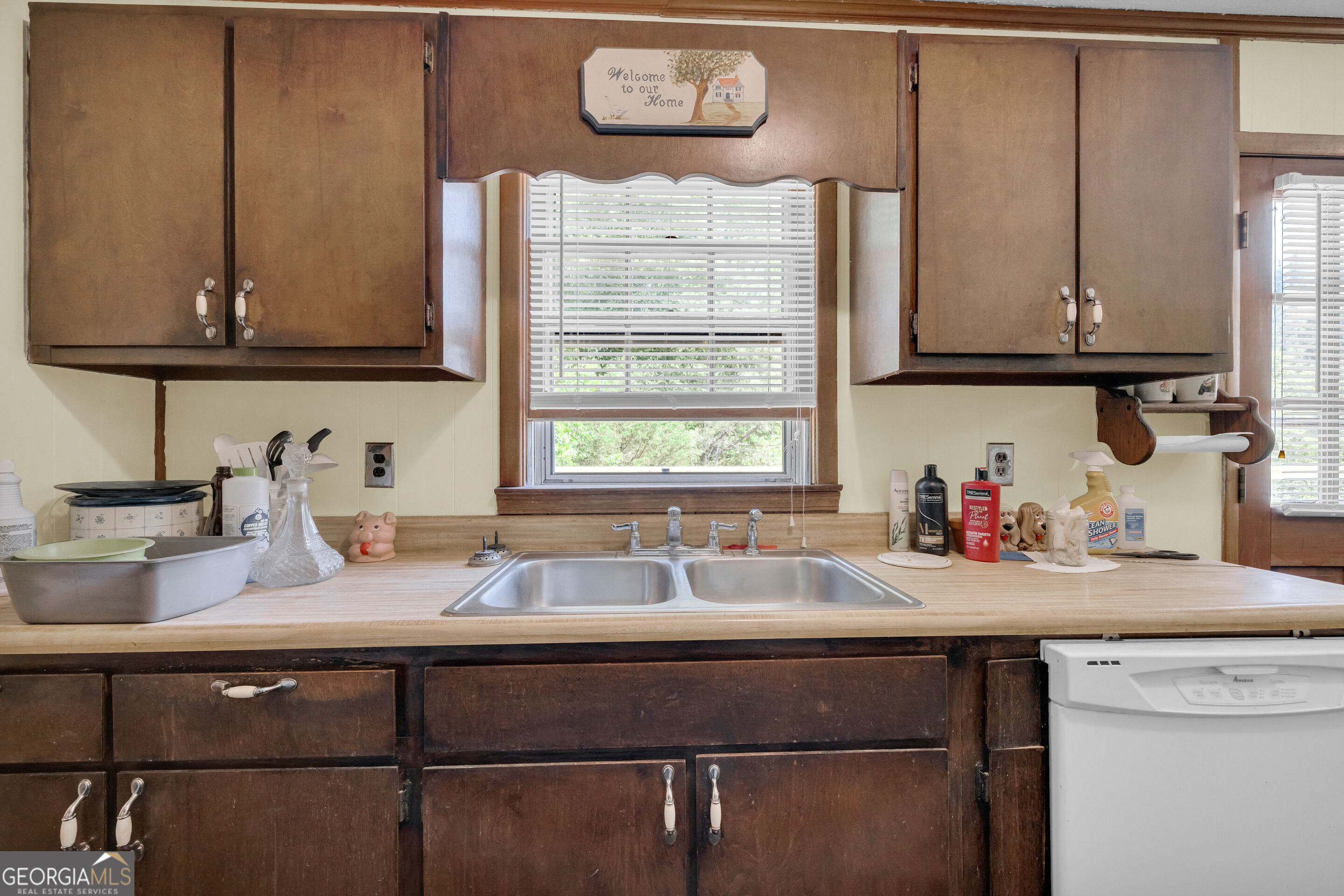1894 Athens Road Carnesville GA 30521