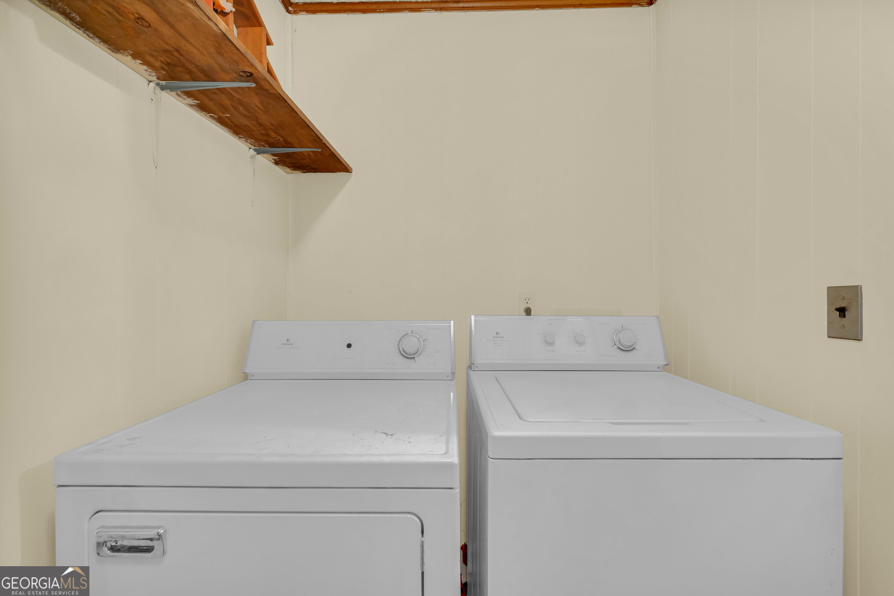 1894 Athens Road Carnesville GA 30521