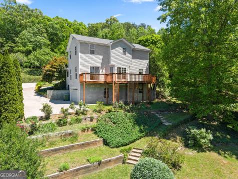 208 Clint Street Cleveland GA 30528