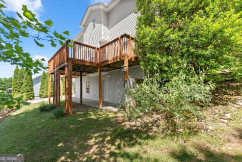 208 Clint Street Cleveland GA 30528