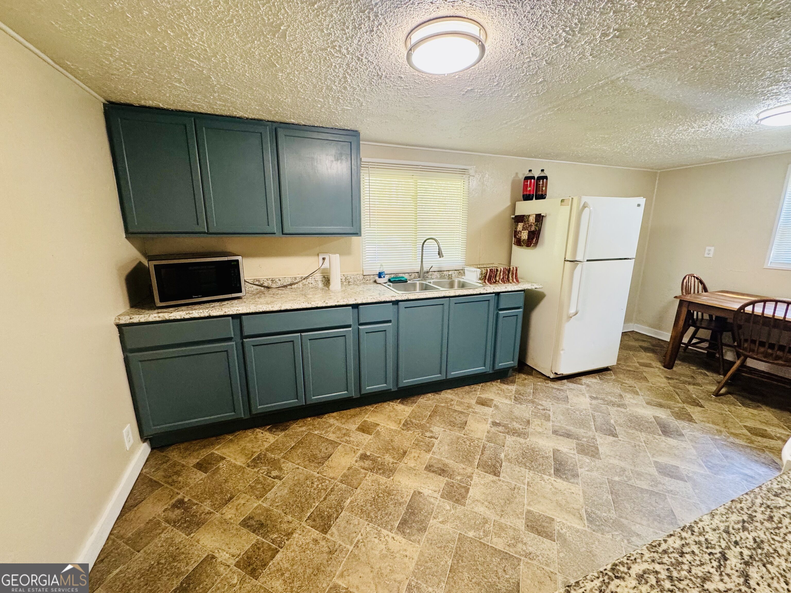 482 E Pine Lake Drive West Point GA 31833
