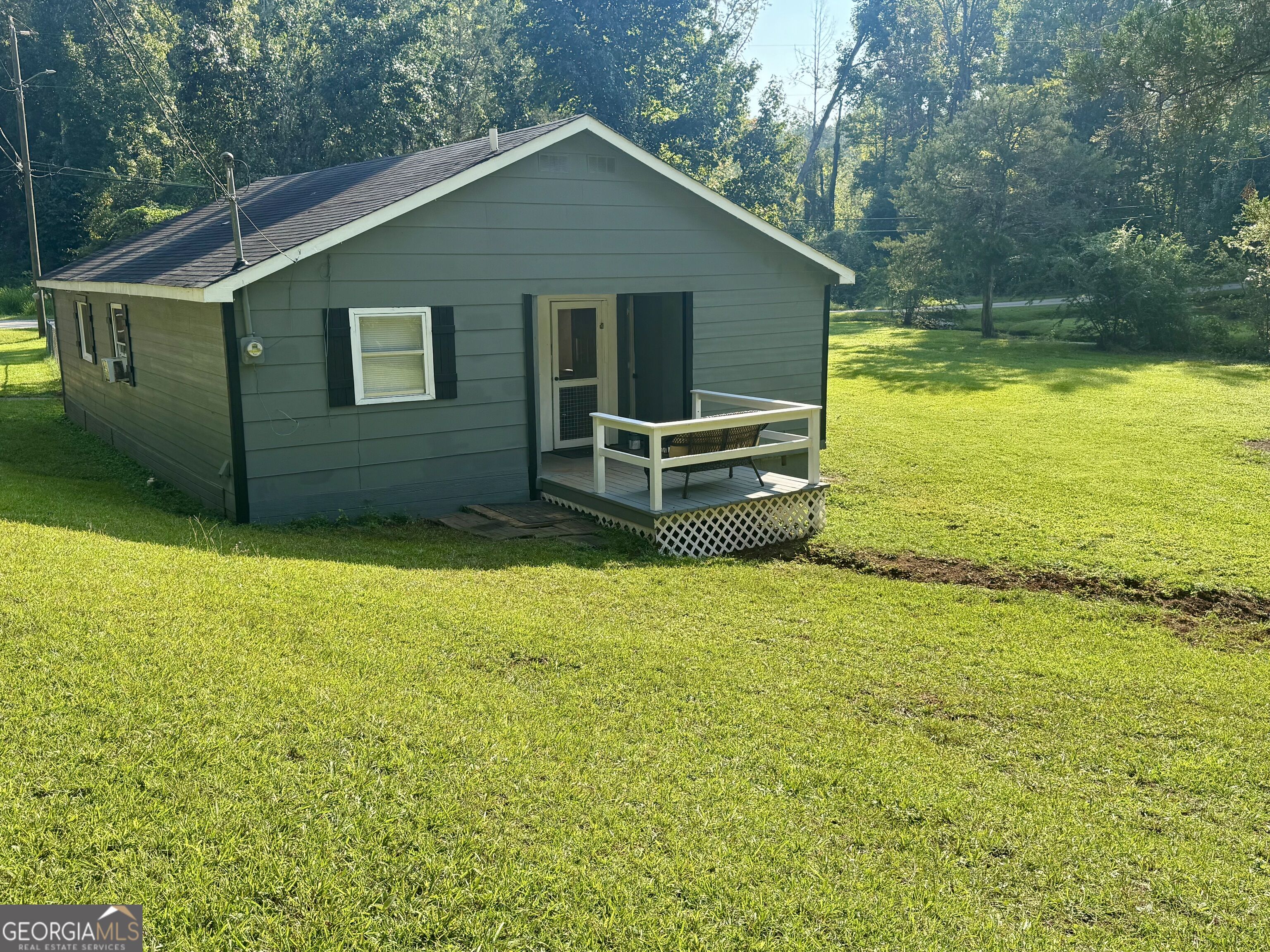 482 E Pine Lake Drive West Point GA 31833