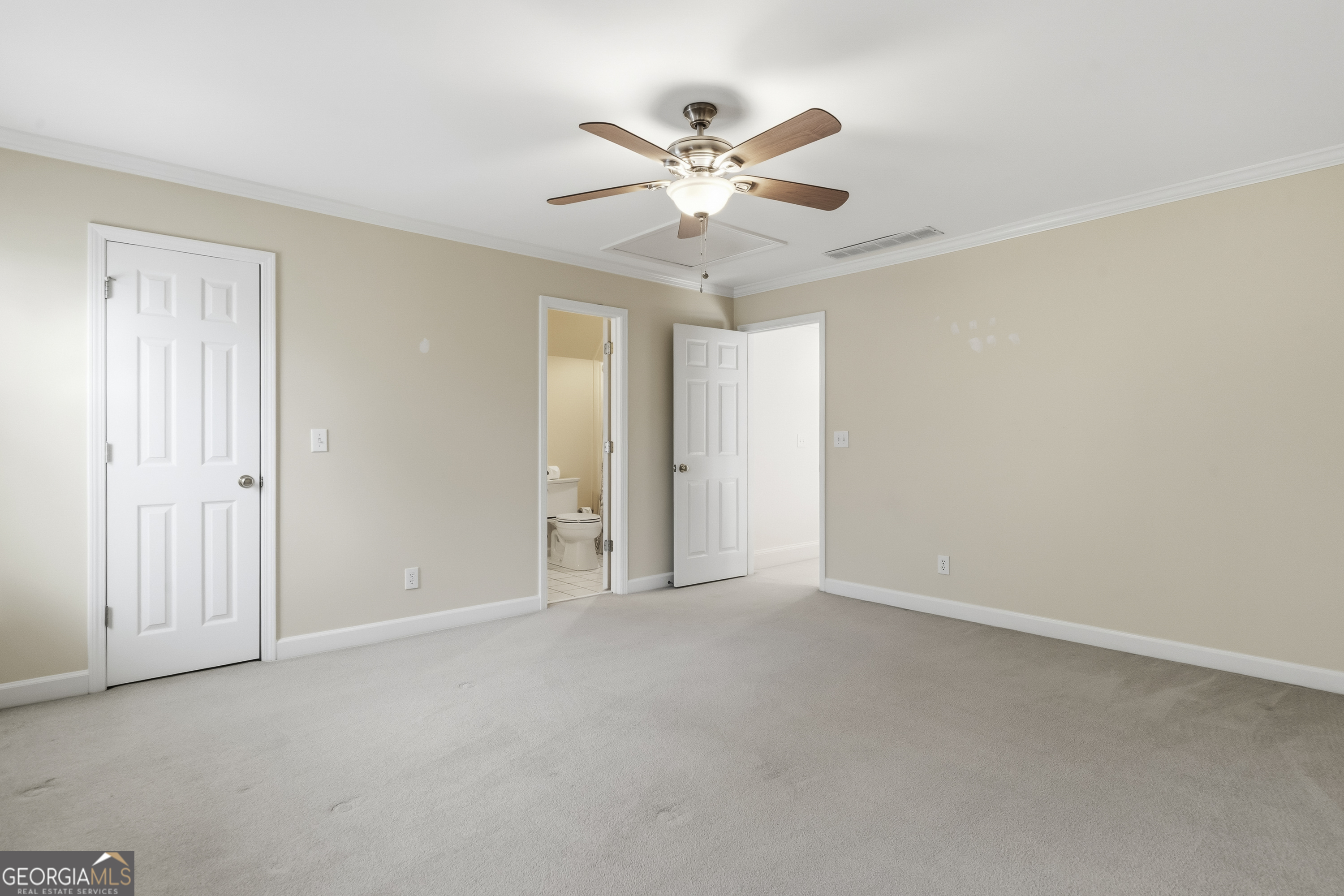 1811 Snug Harbor Drive Greensboro GA 30642