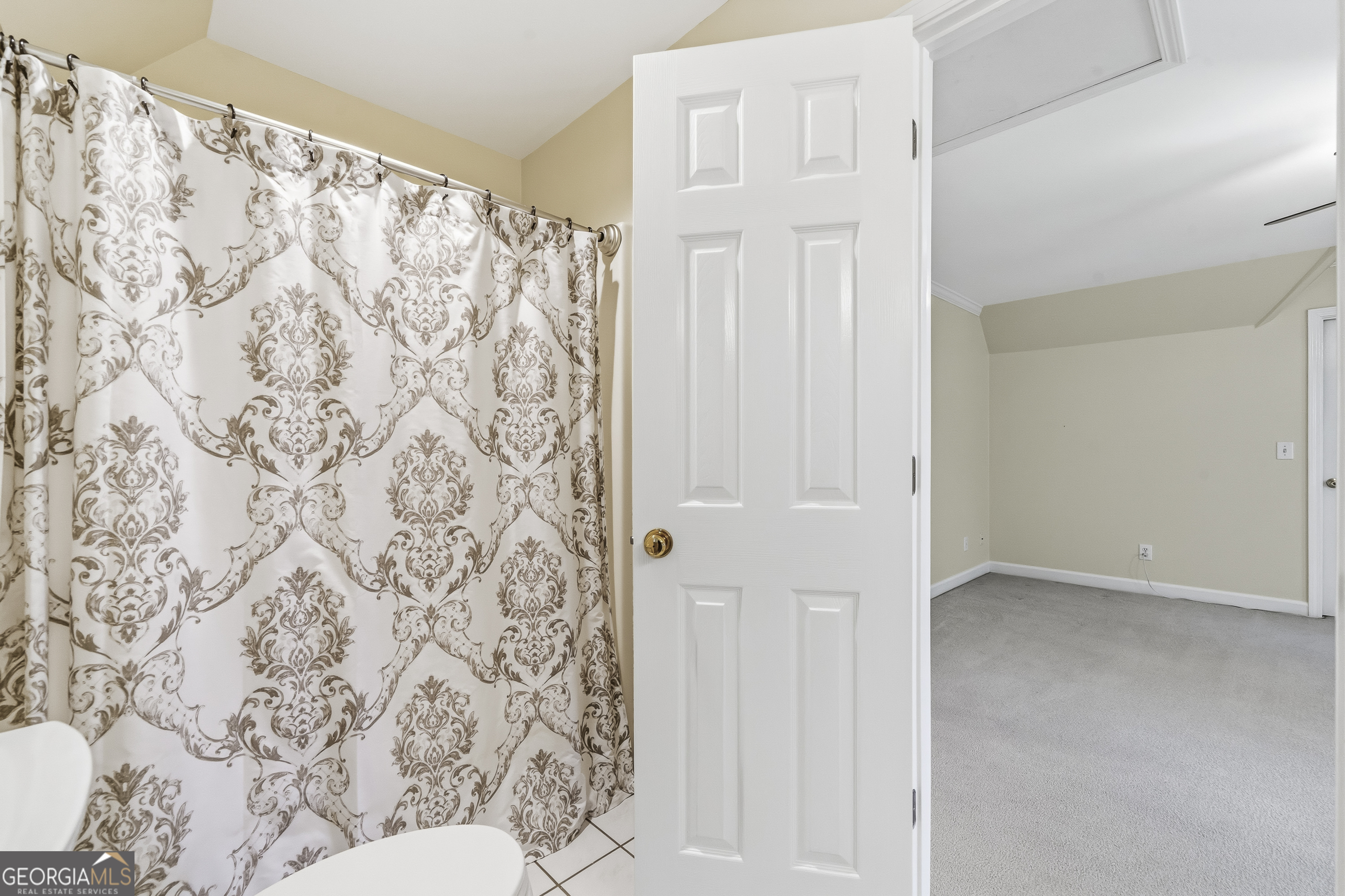 1811 Snug Harbor Drive Greensboro GA 30642