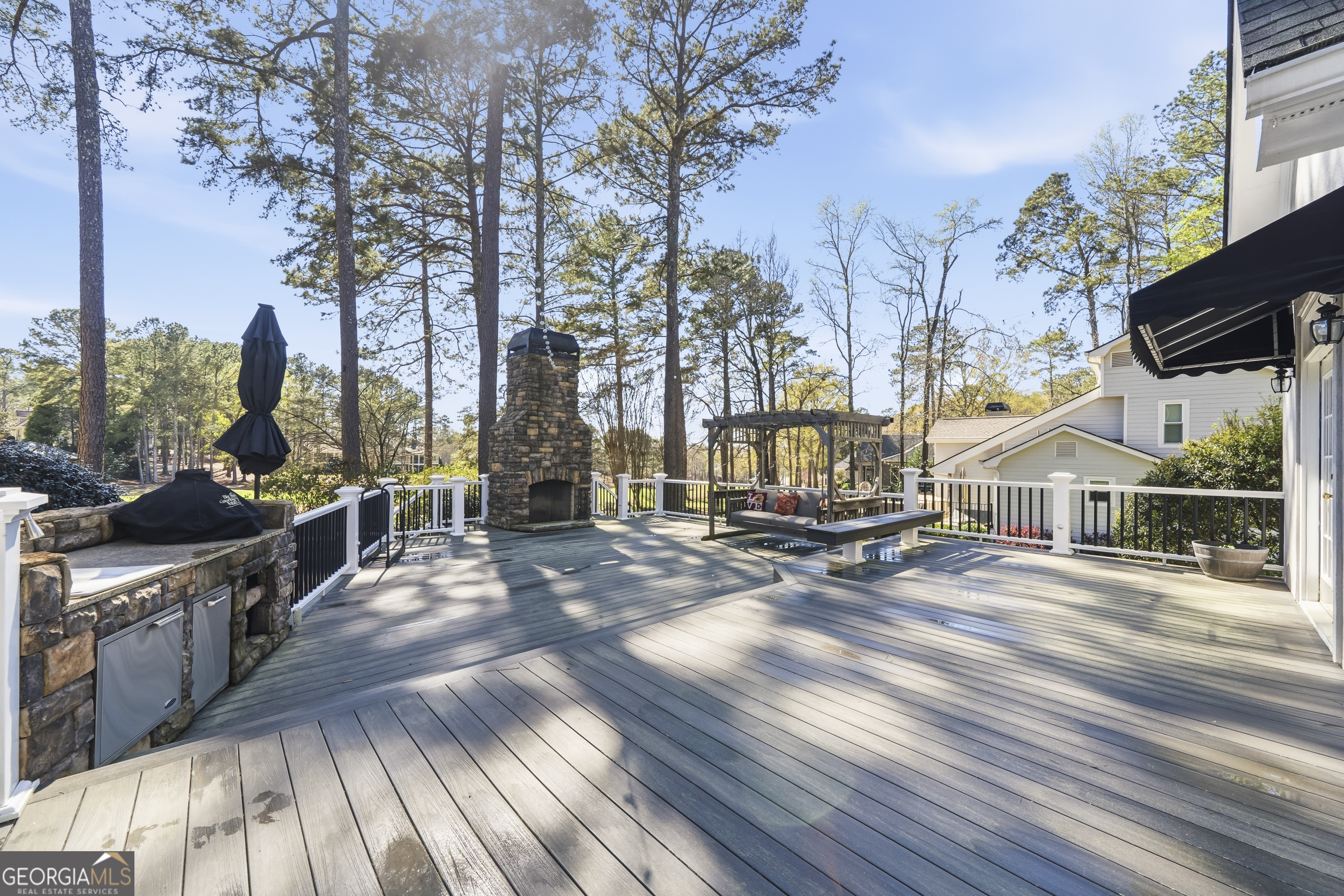 1811 Snug Harbor Drive Greensboro GA 30642
