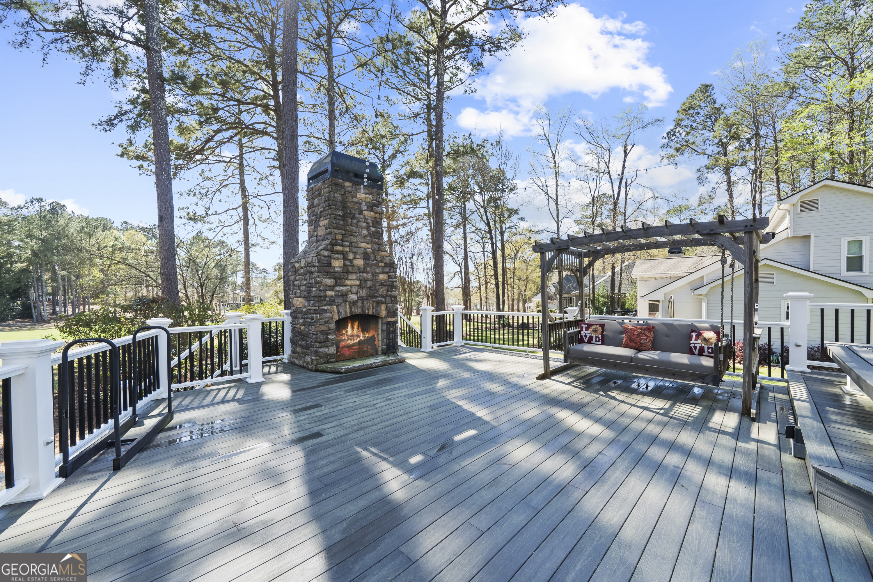 1811 Snug Harbor Drive Greensboro GA 30642