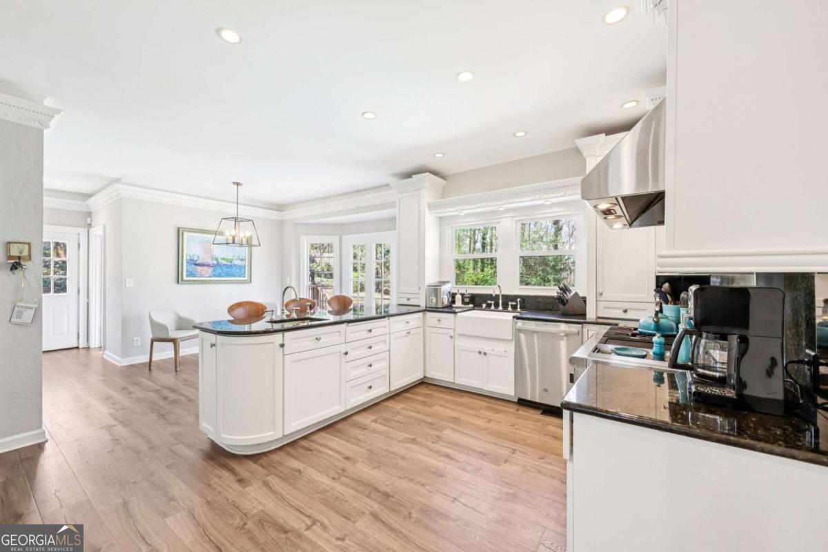 210 Willow Lake Cove Roswell GA 30075