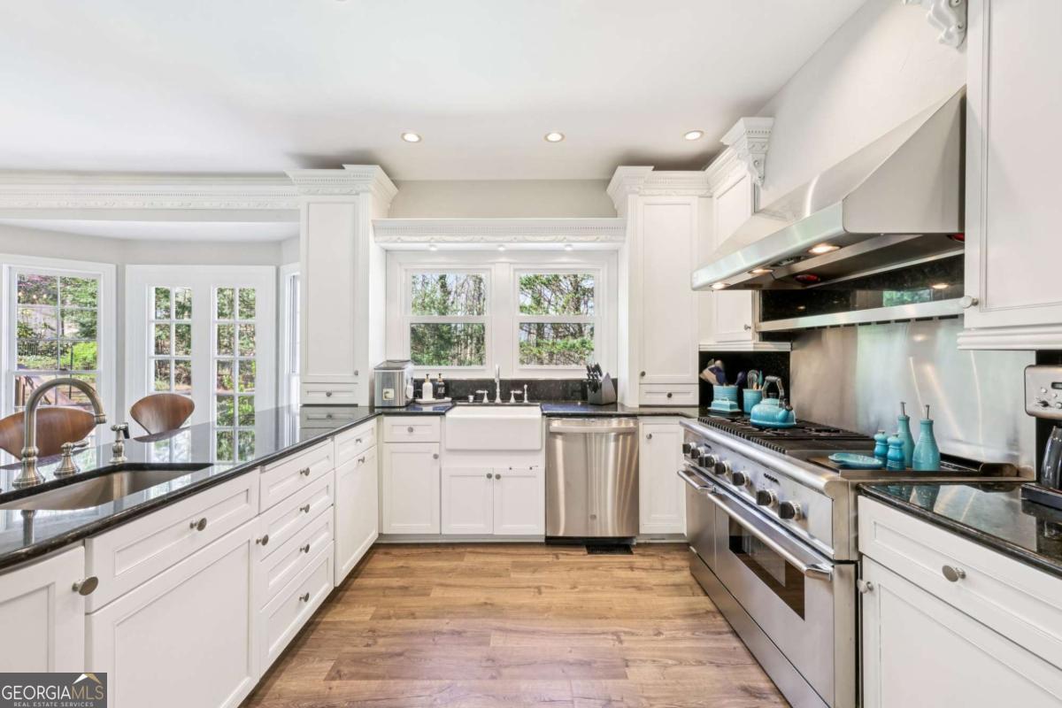 210 Willow Lake Cove Roswell GA 30075