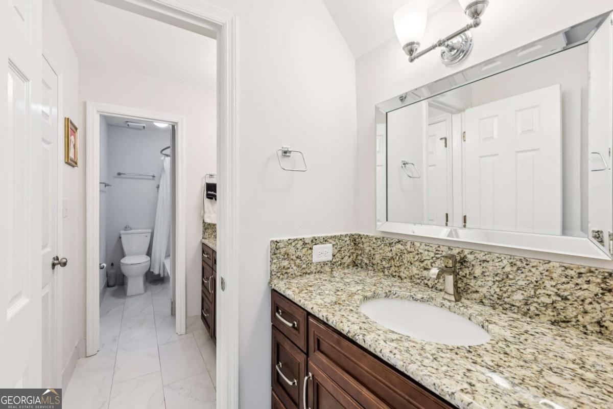210 Willow Lake Cove Roswell GA 30075