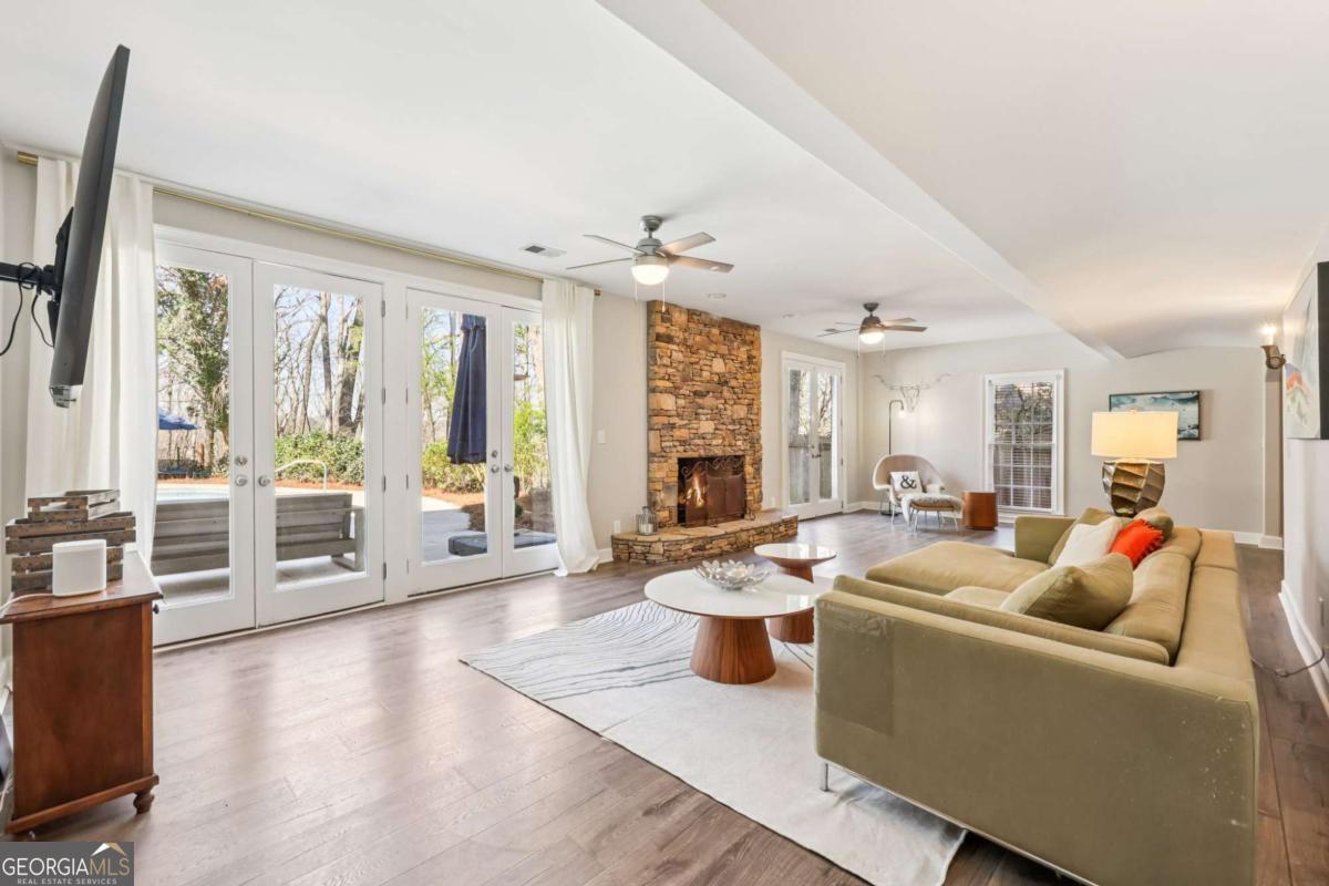 210 Willow Lake Cove Roswell GA 30075