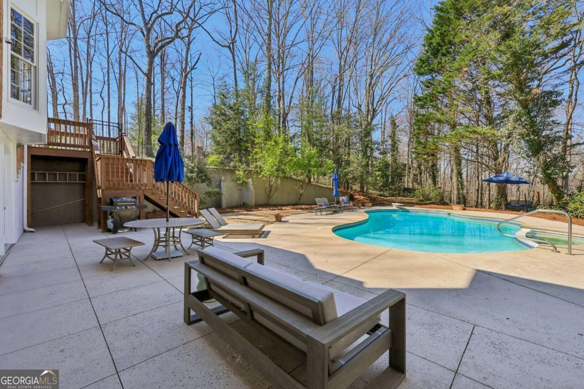 210 Willow Lake Cove Roswell GA 30075
