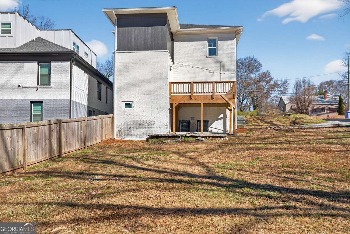 1046 Mayson Turner Road NW Atlanta GA 30314