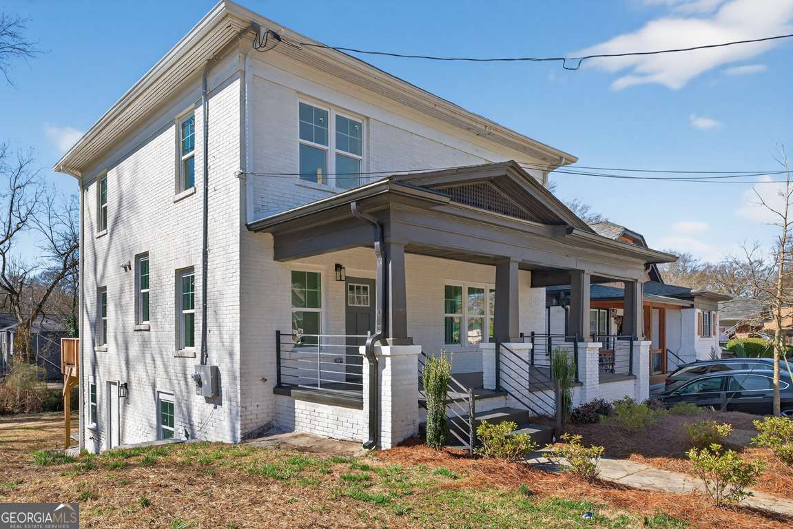 1046 Mayson Turner Road NW Atlanta GA 30314