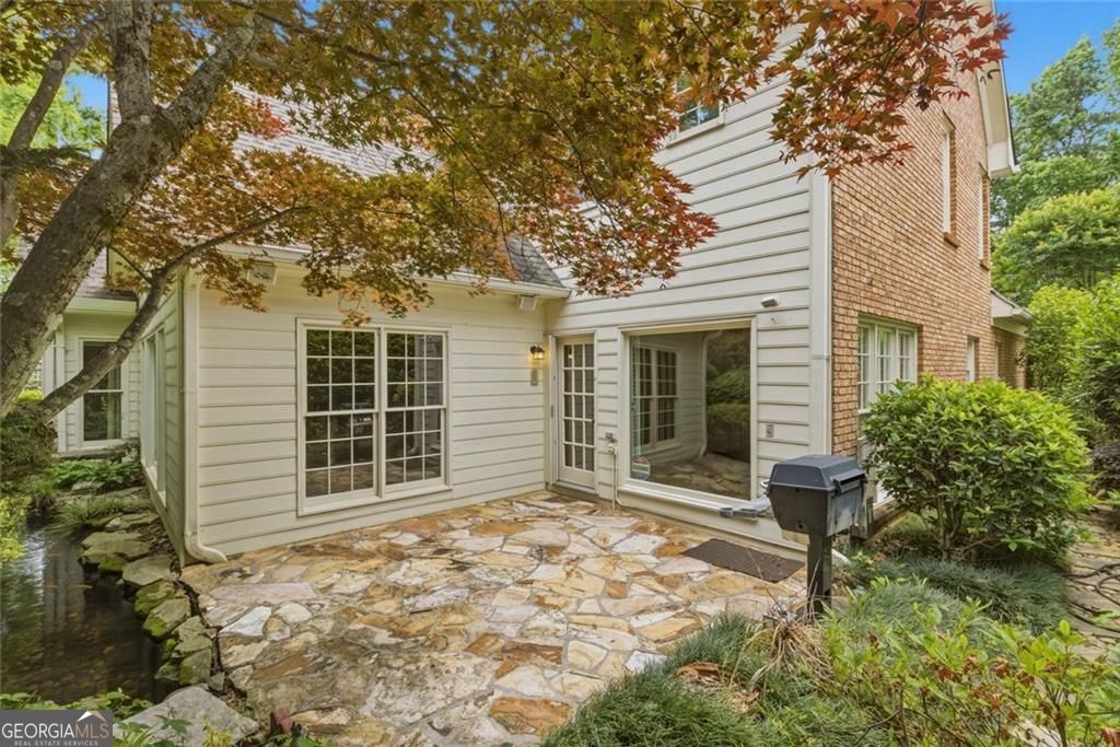 2570 Club Springs Drive Roswell GA 30076