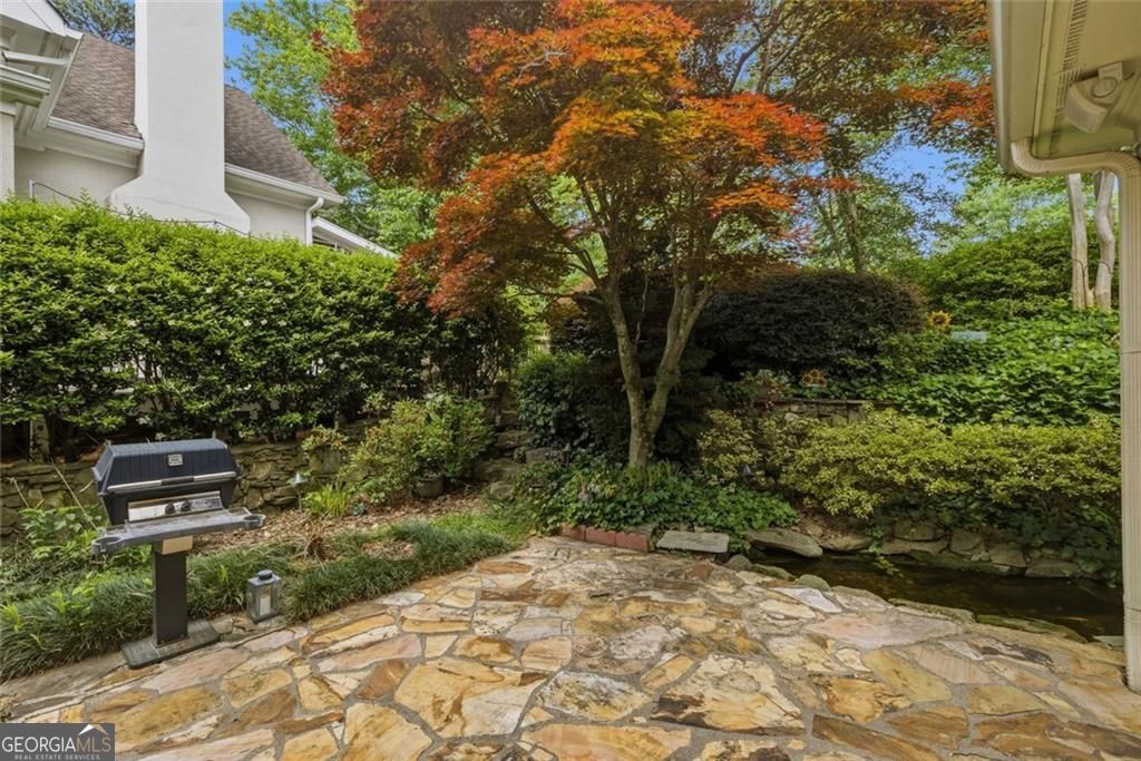 2570 Club Springs Drive Roswell GA 30076