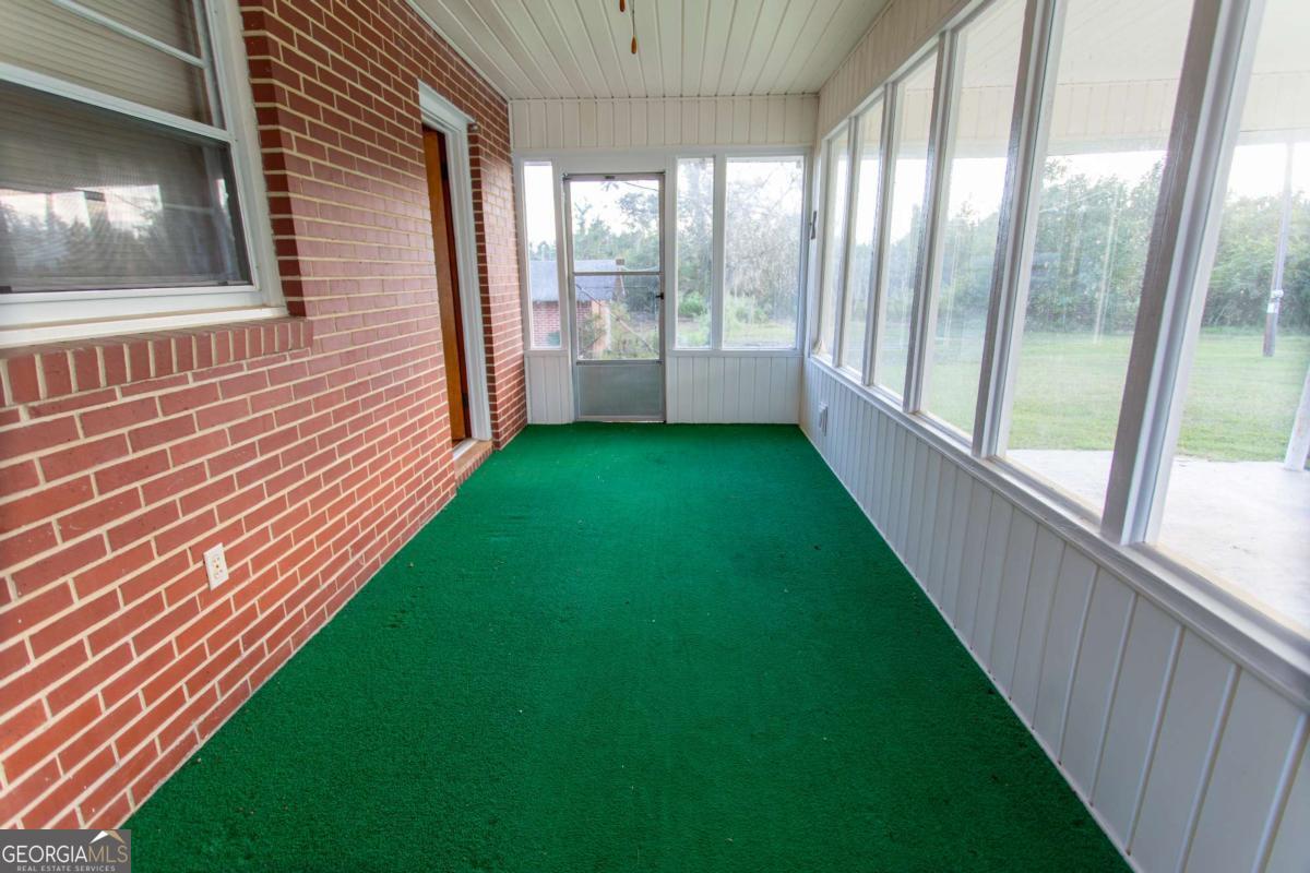 4360 E River Road Baxley GA 31513