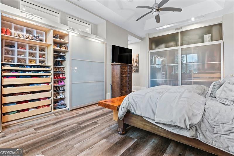 2881 Peachtree Road NE Atlanta GA 30305