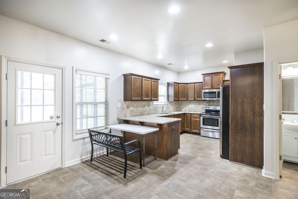 108 Hawks Tail Drive Kathleen GA 31047