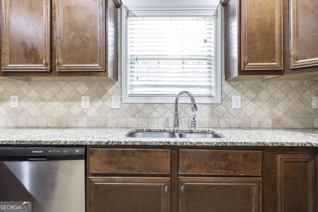 108 Hawks Tail Drive Kathleen GA 31047
