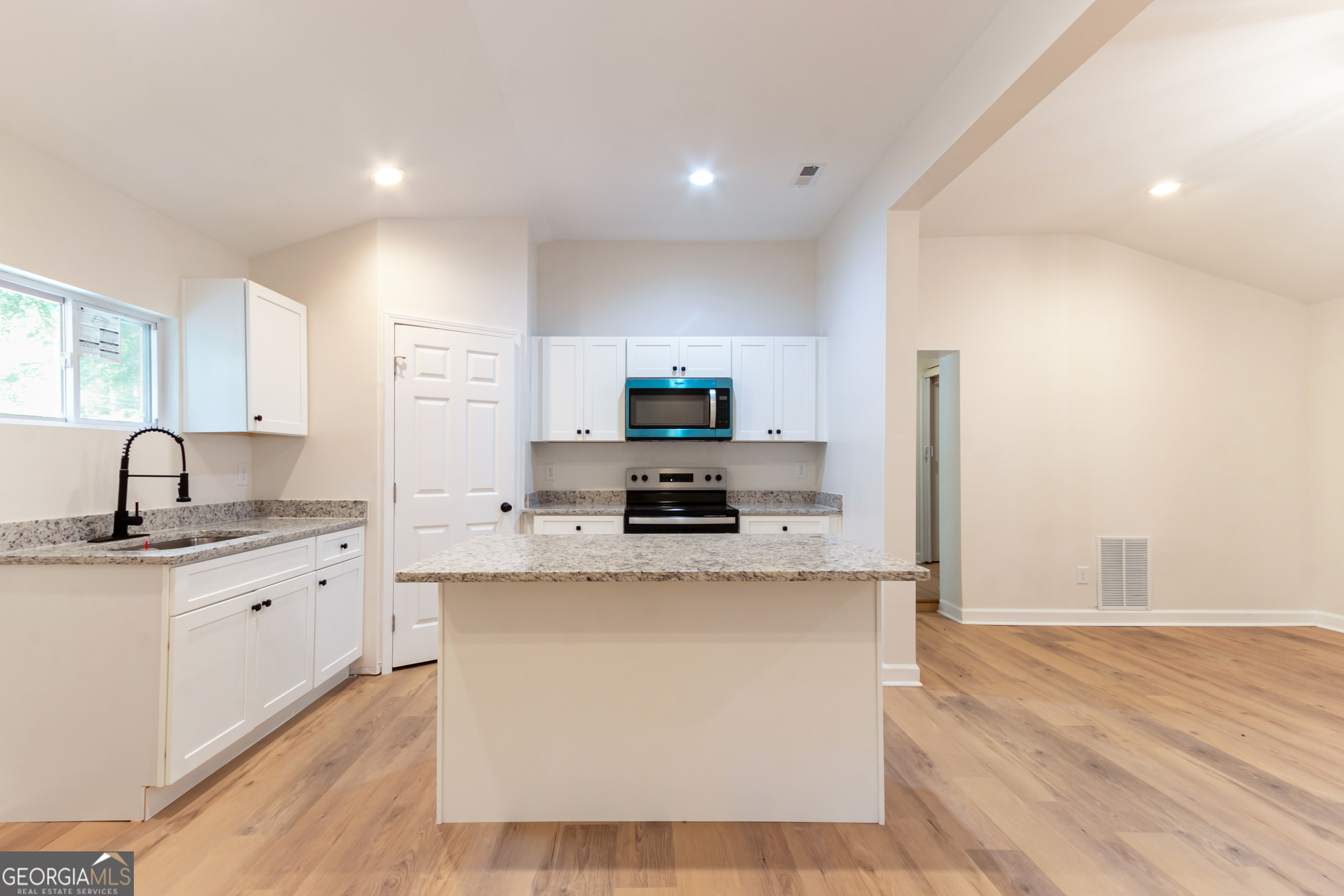 6532 Voyles Drive Riverdale GA 30274