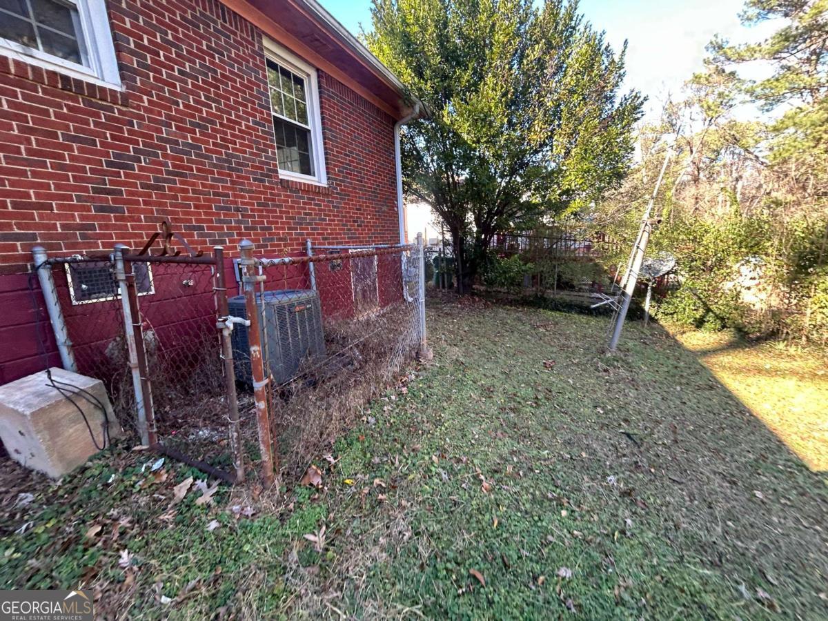 2264 Mark Trail Decatur GA 30032