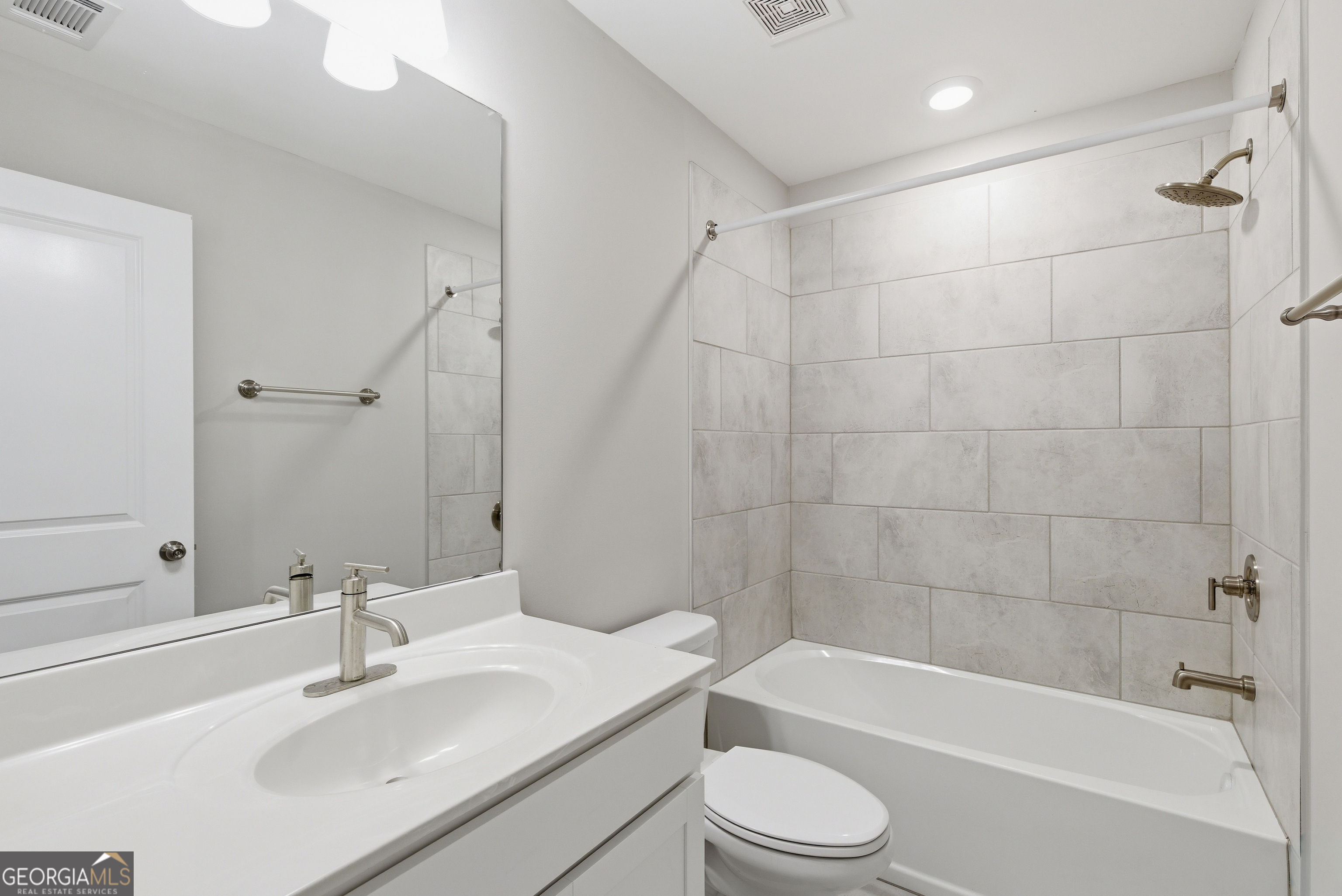 5161 Golden Oak Cove Gainesville GA 30504
