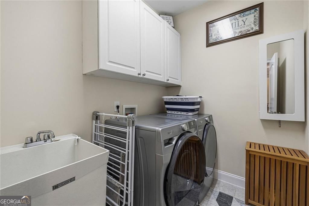 5662 Tuxedo Drive Douglasville GA 30135